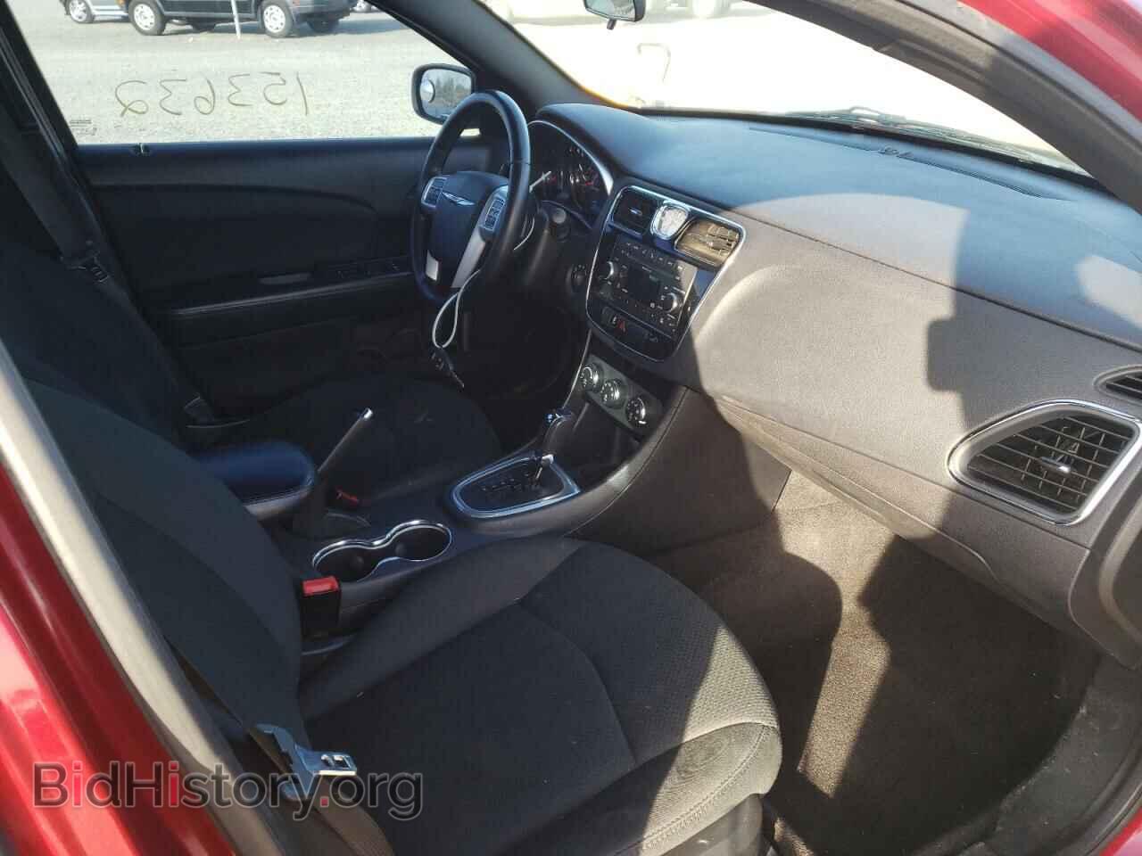 2011 CHRYSLER 200 - VIN: 1C3BC1FB6BN555009 - Фото 5