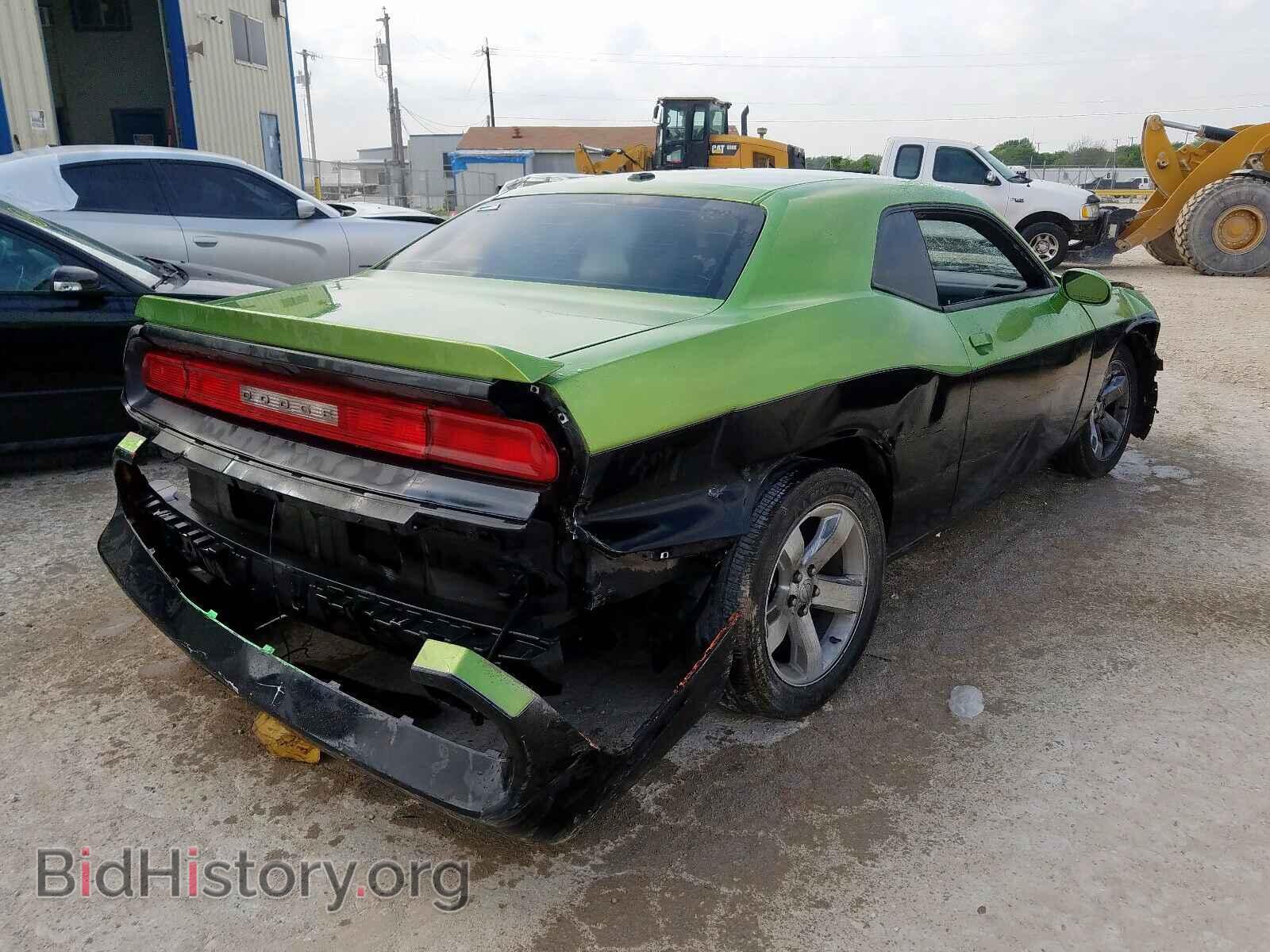 2012 DODGE CHALLENGER - VIN: 2C3CDYAG7CH105988 - Photo 4