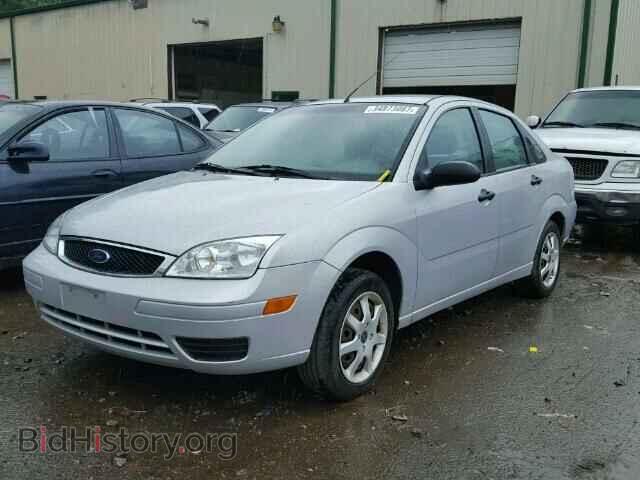 2005 FORD FOCUS - VIN: 1FAFP34NX5W245444 - Фото 2