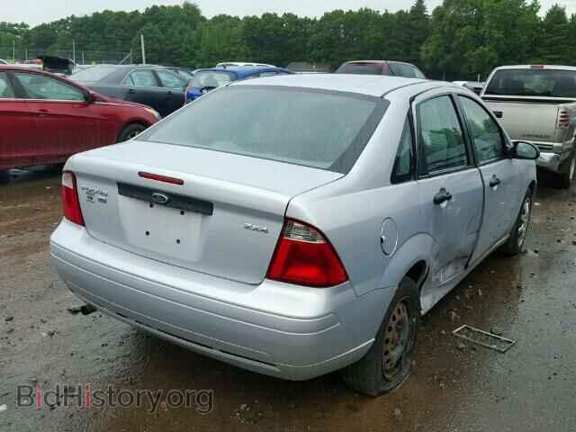 2005 FORD FOCUS - VIN: 1FAFP34NX5W245444 - Фото 4