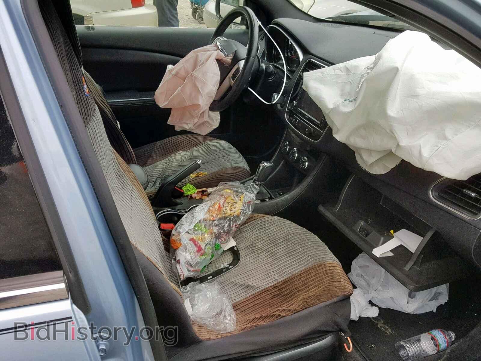 2012 CHRYSLER 200 - VIN: 1C3CCBCG2CN164824 - Фото 5
