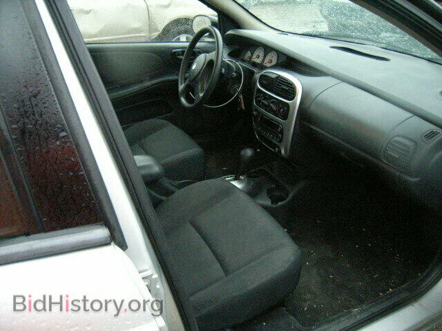 2005 DODGE NEON - VIN: 1B3ES56C05D184713 - Фото 5