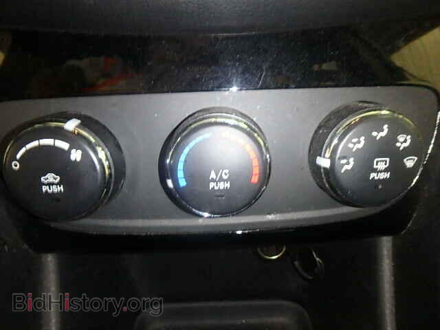 2012 CHRYSLER 200 - VIN: 1C3CCBAB1CN317880 - Фото 10