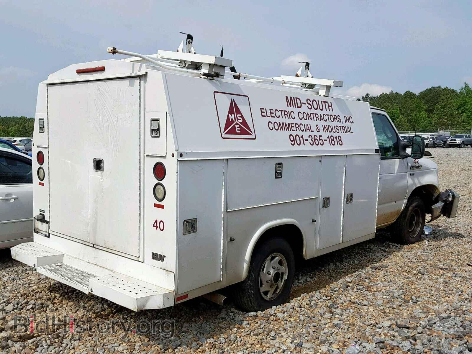 2011 FORD ECONOLINE - VIN: 1FDSE3FL0BDA72126 - Photo 4