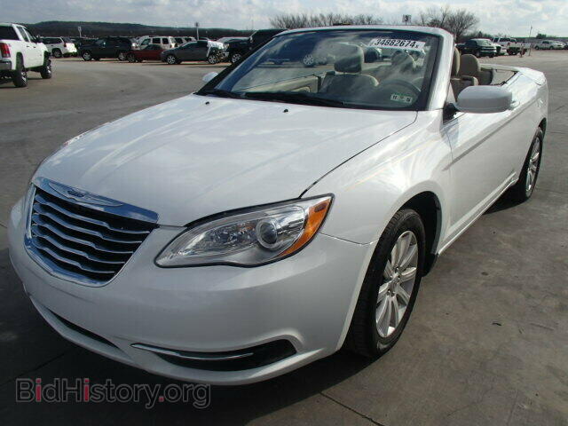 2013 CHRYSLER 200 - VIN: 1C3BCBEB6DN511442 - Фото 2
