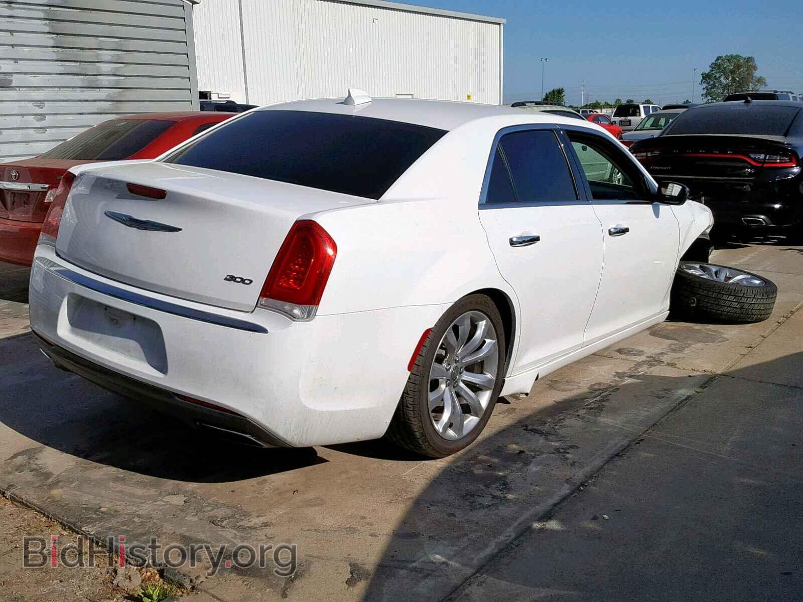 2018 CHRYSLER 300 - VIN: 2C3CCAEG8JH136832 - Фото 4