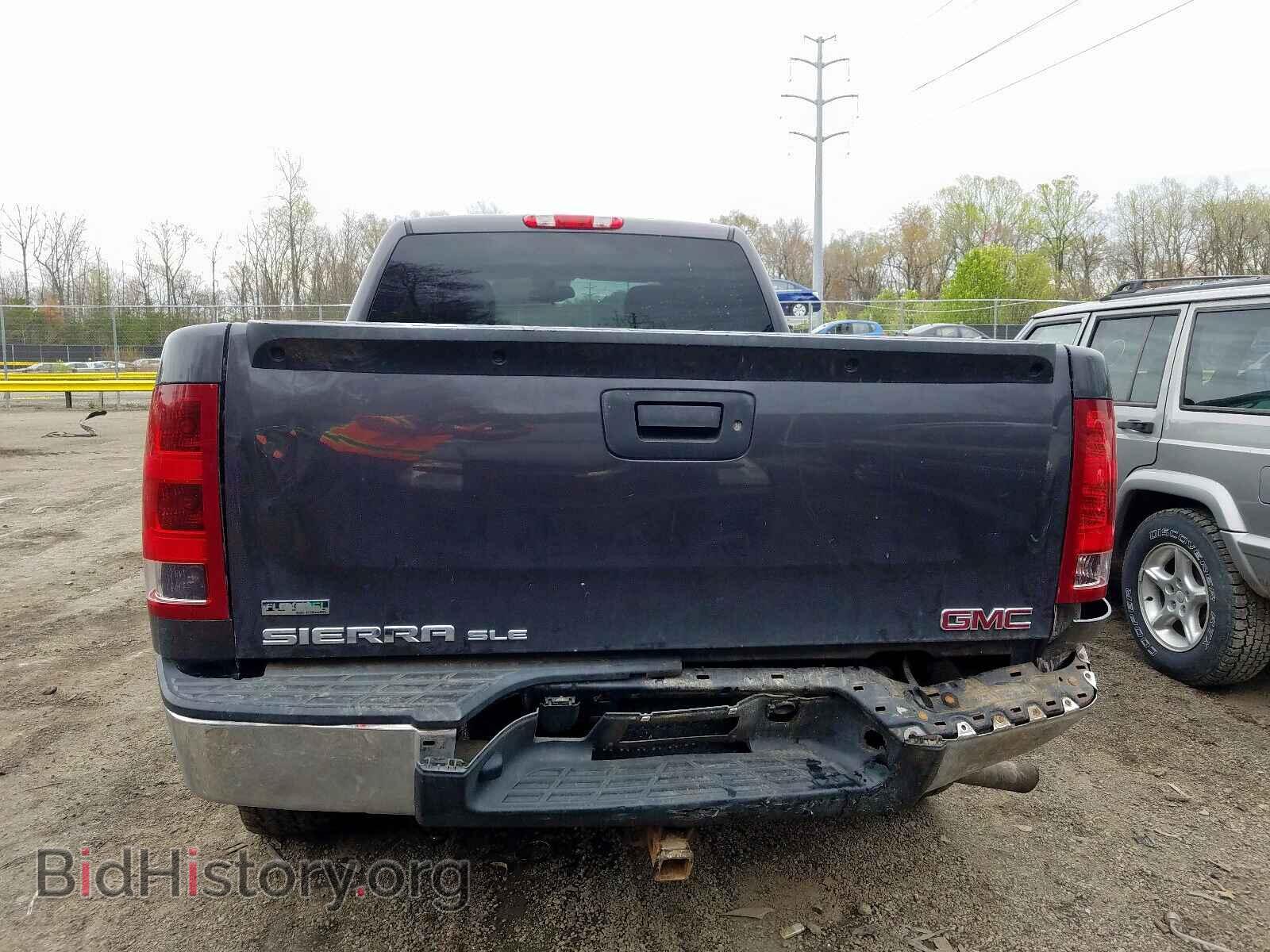 2011 GMC SIERRA - VIN: 1GTR2VE37BZ312185 - Фото 9