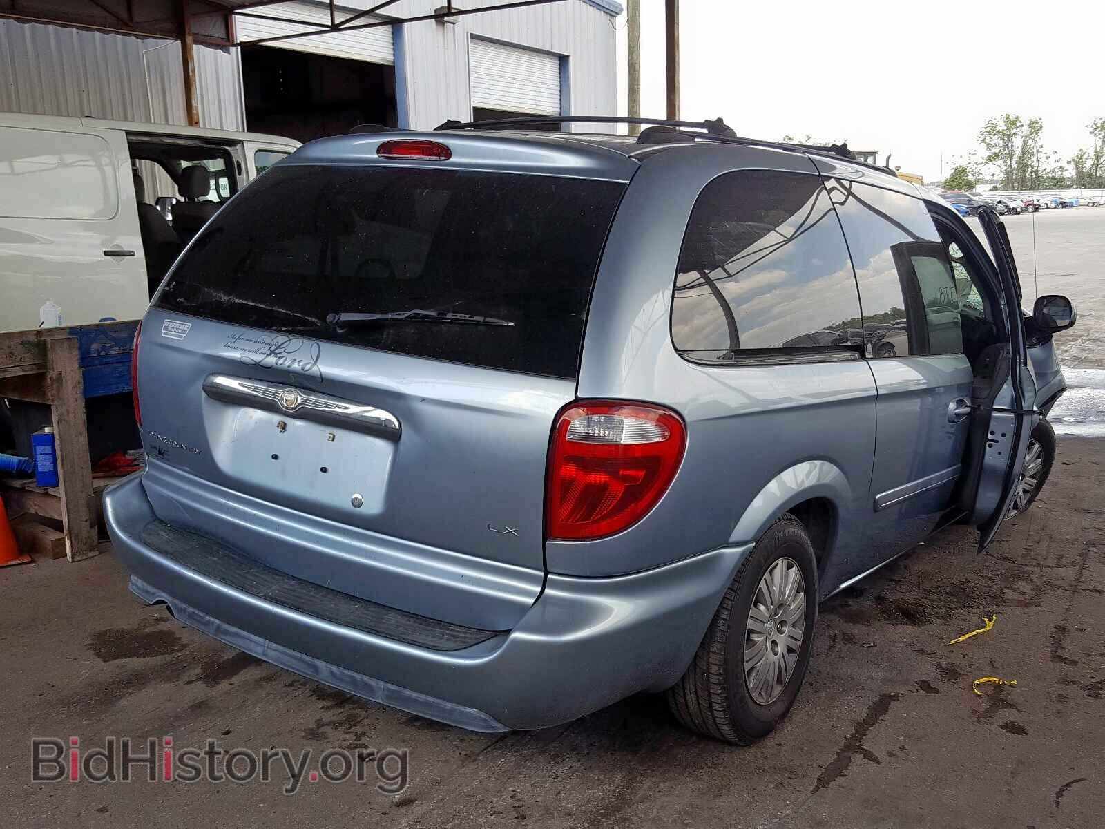 2005 CHRYSLER MINIVAN - VIN: 2C4GP44RX5R506197 - Фото 4