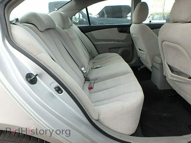 2007 KIA OPTIMA - VIN: KNAGE123975142533 - Фото 6