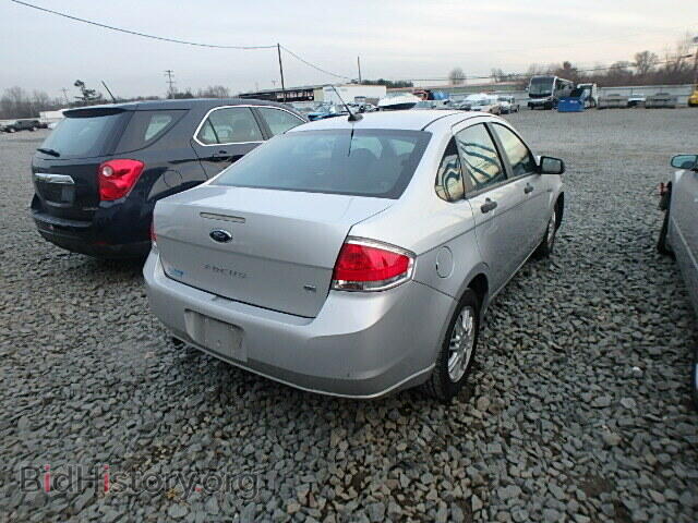 2011 FORD FOCUS - VIN: 1FAHP3FN8BW123778 - Фото 4