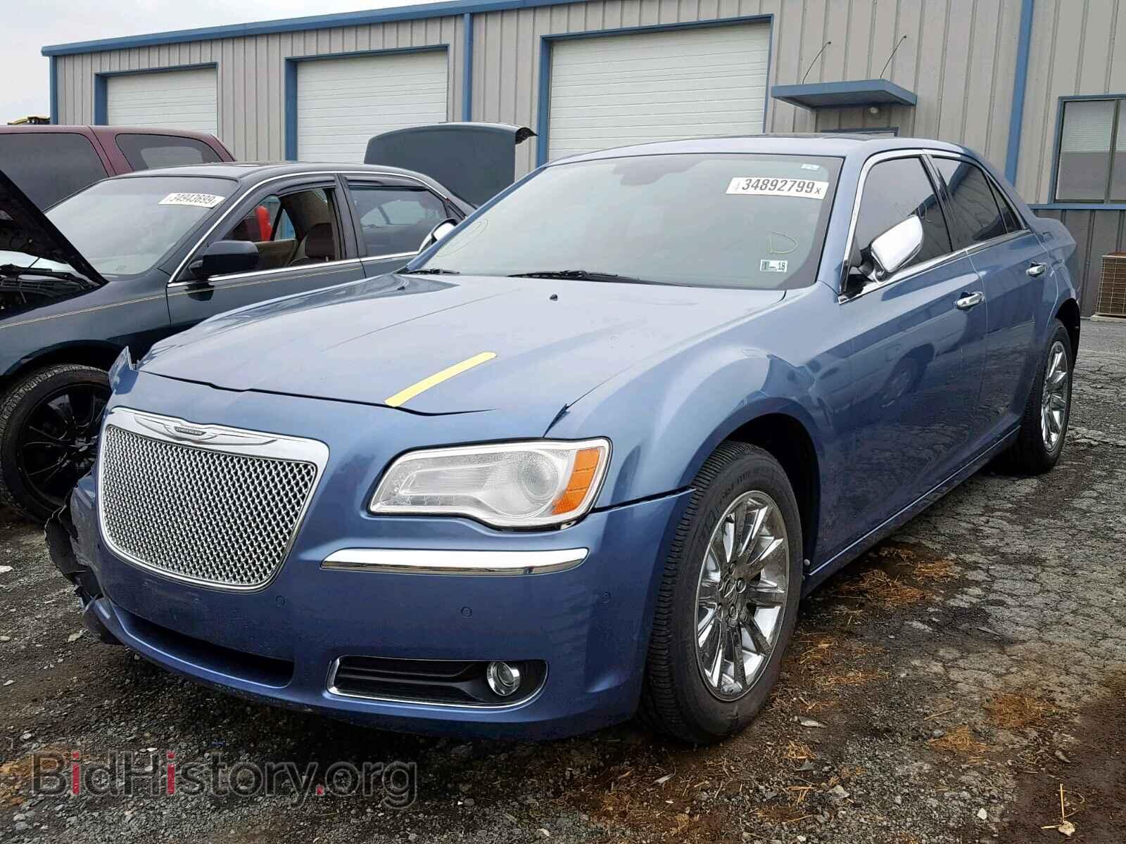 2011 CHRYSLER 300 - VIN: 2C3CA5CG2BH547628 - Фото 2
