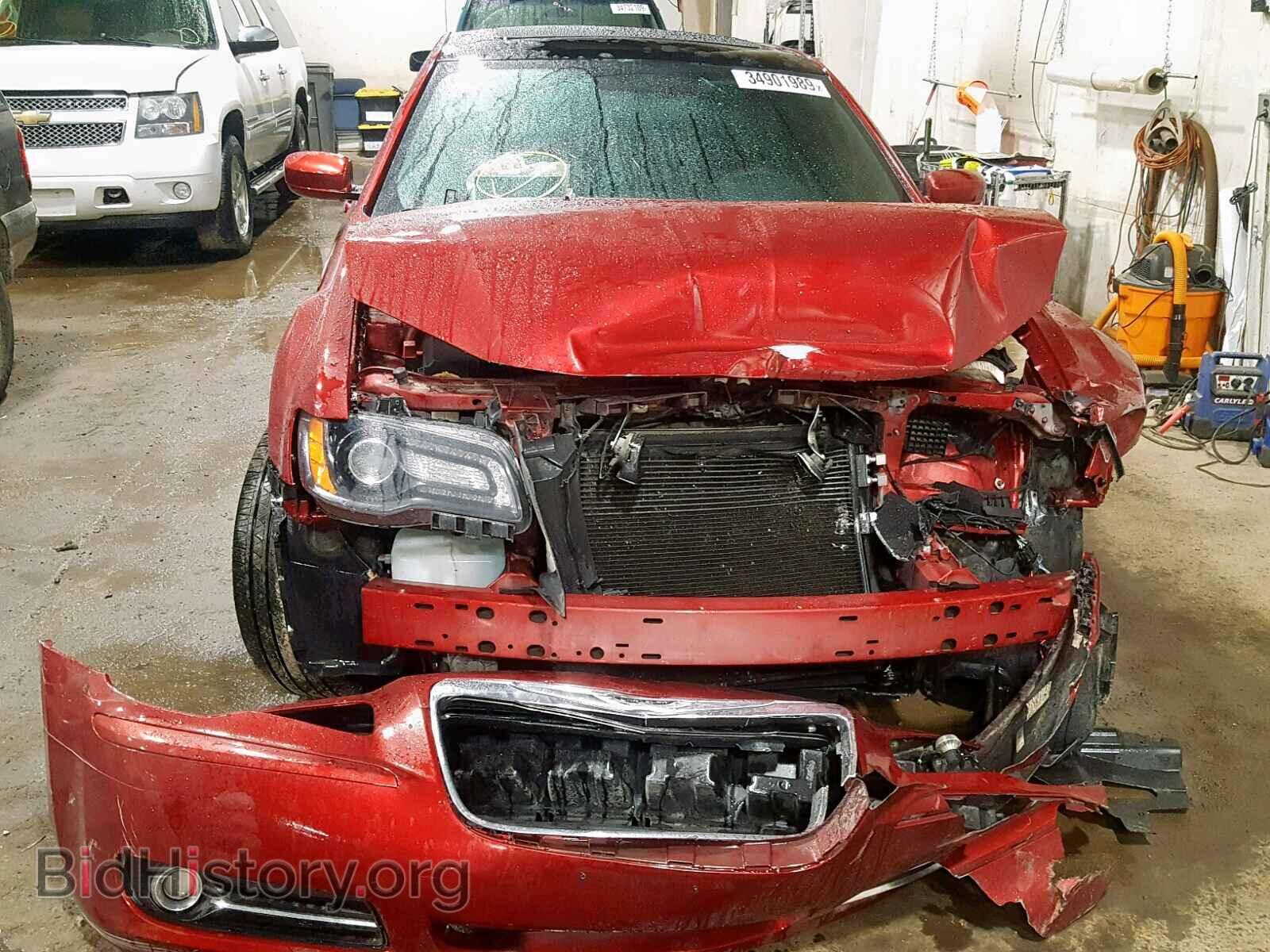 2014 CHRYSLER 300 - VIN: 2C3CCAGG0EH166801 - Фото 9