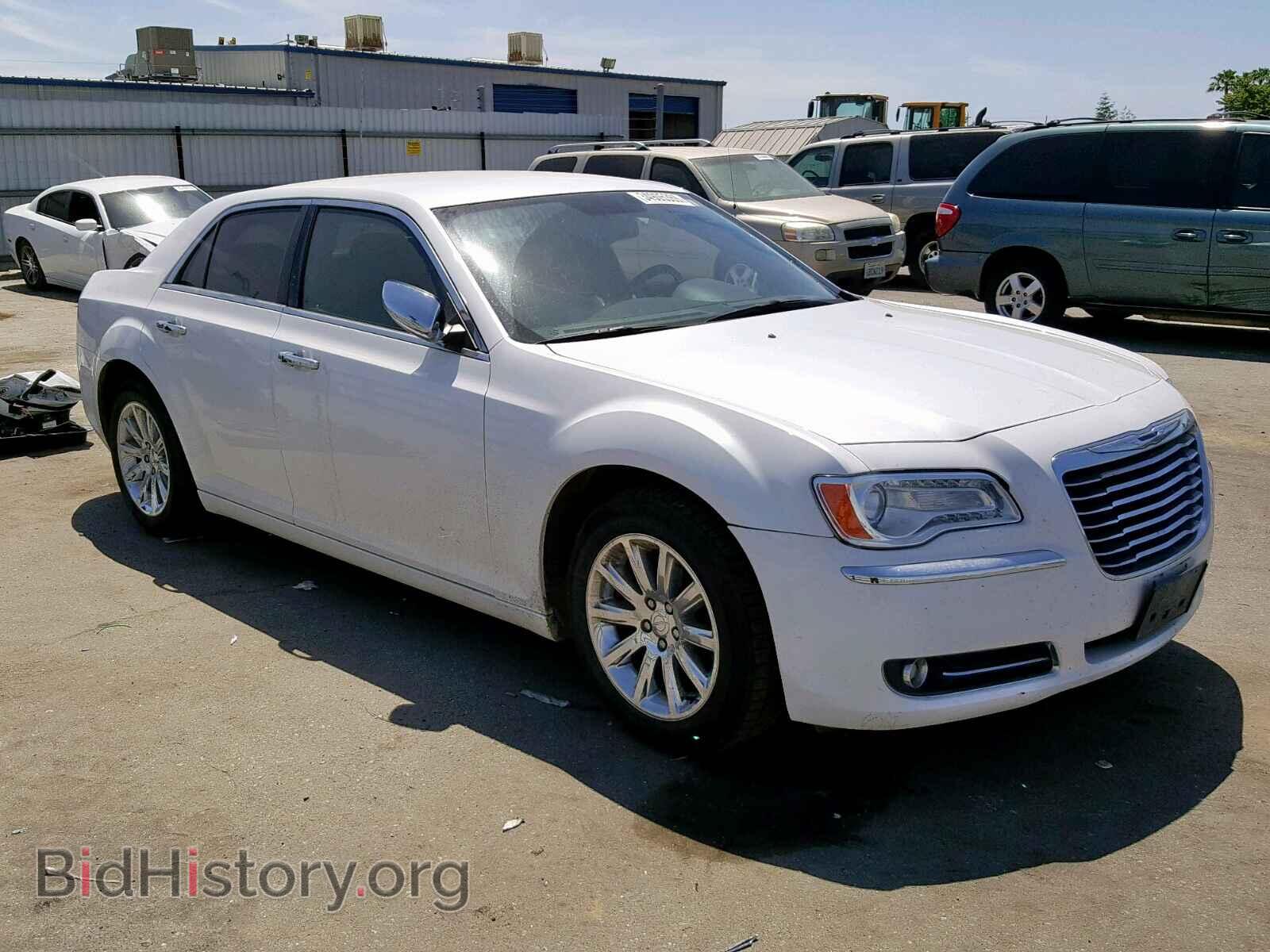 Фотография 2C3CCACG6CH232724 - CHRYSLER 300 2012