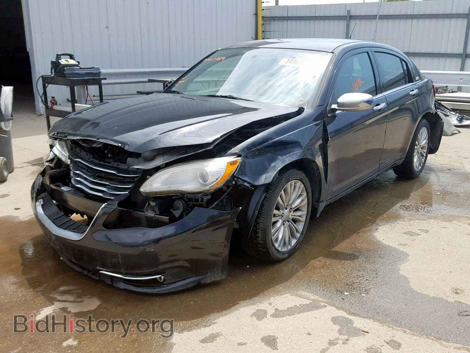 2011 CHRYSLER 200 - VIN: 1C3BC2FG9BN518246 - Фото 2