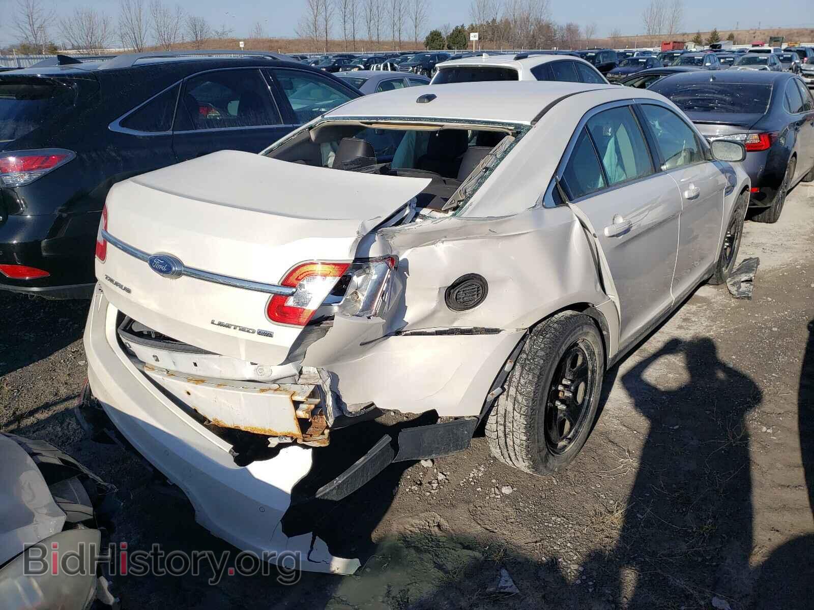 2011 FORD TAURUS - VIN: 1FAHP2JW8BG109903 - Фото 4
