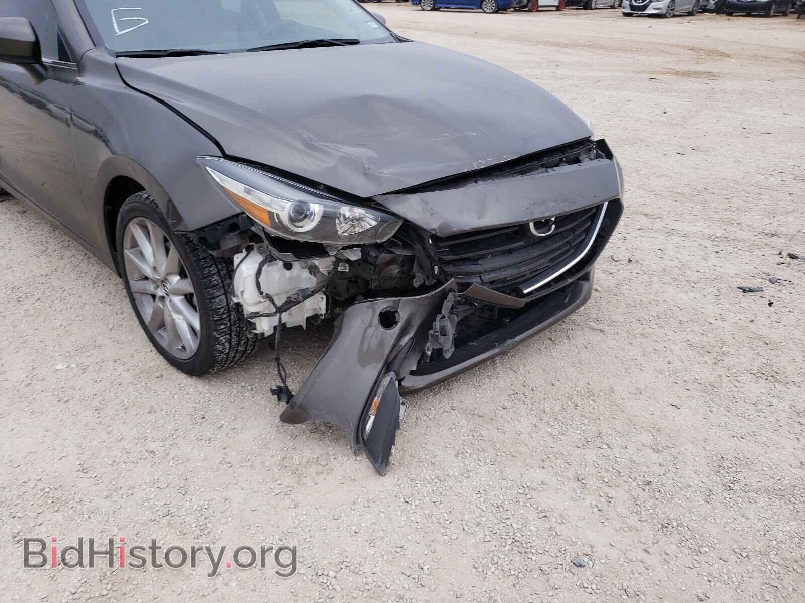 2017 MAZDA 3 - VIN: 3MZBN1V76HM123782 - Photo 9