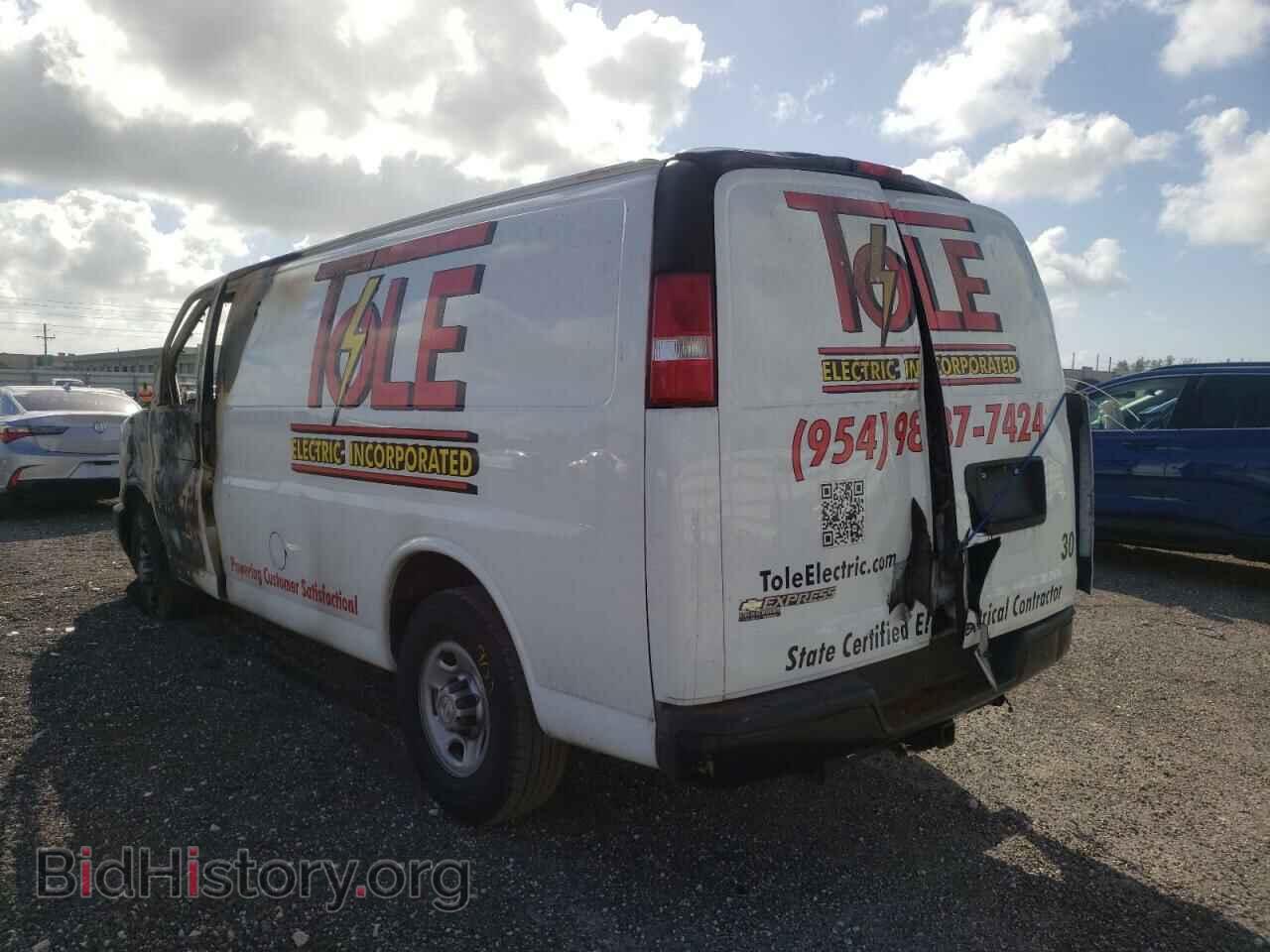 2017 CHEVROLET EXPRESS - VIN: 1GCWGAFF3H1236543 - Фото 3