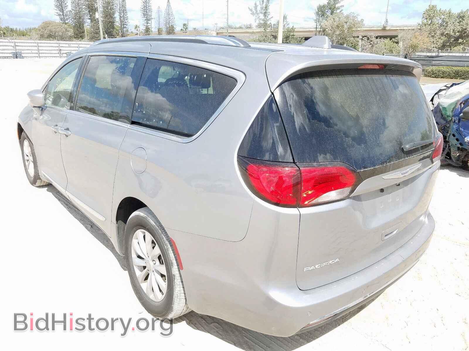 2019 CHRYSLER PACIFICA T - VIN: 2C4RC1BG5KR582989 - Photo 3