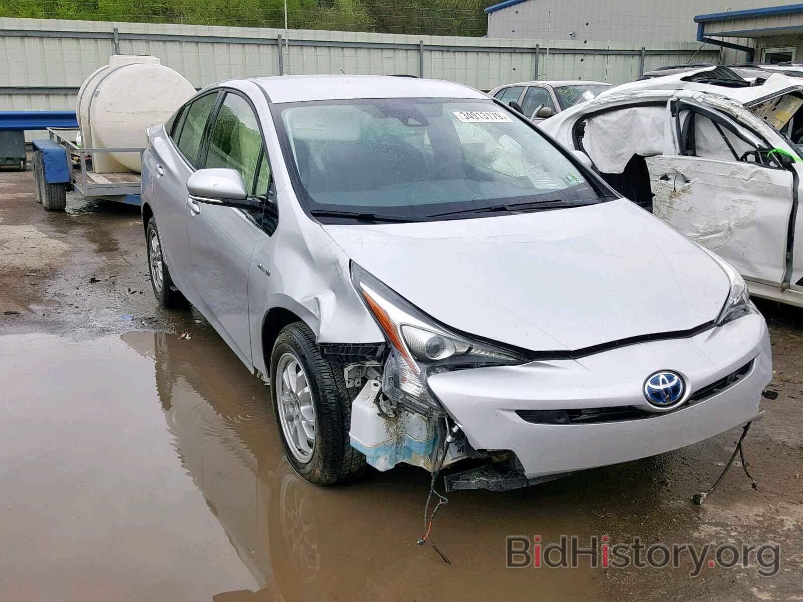 Фотография JTDKARFU9J3060654 - TOYOTA PRIUS 2018