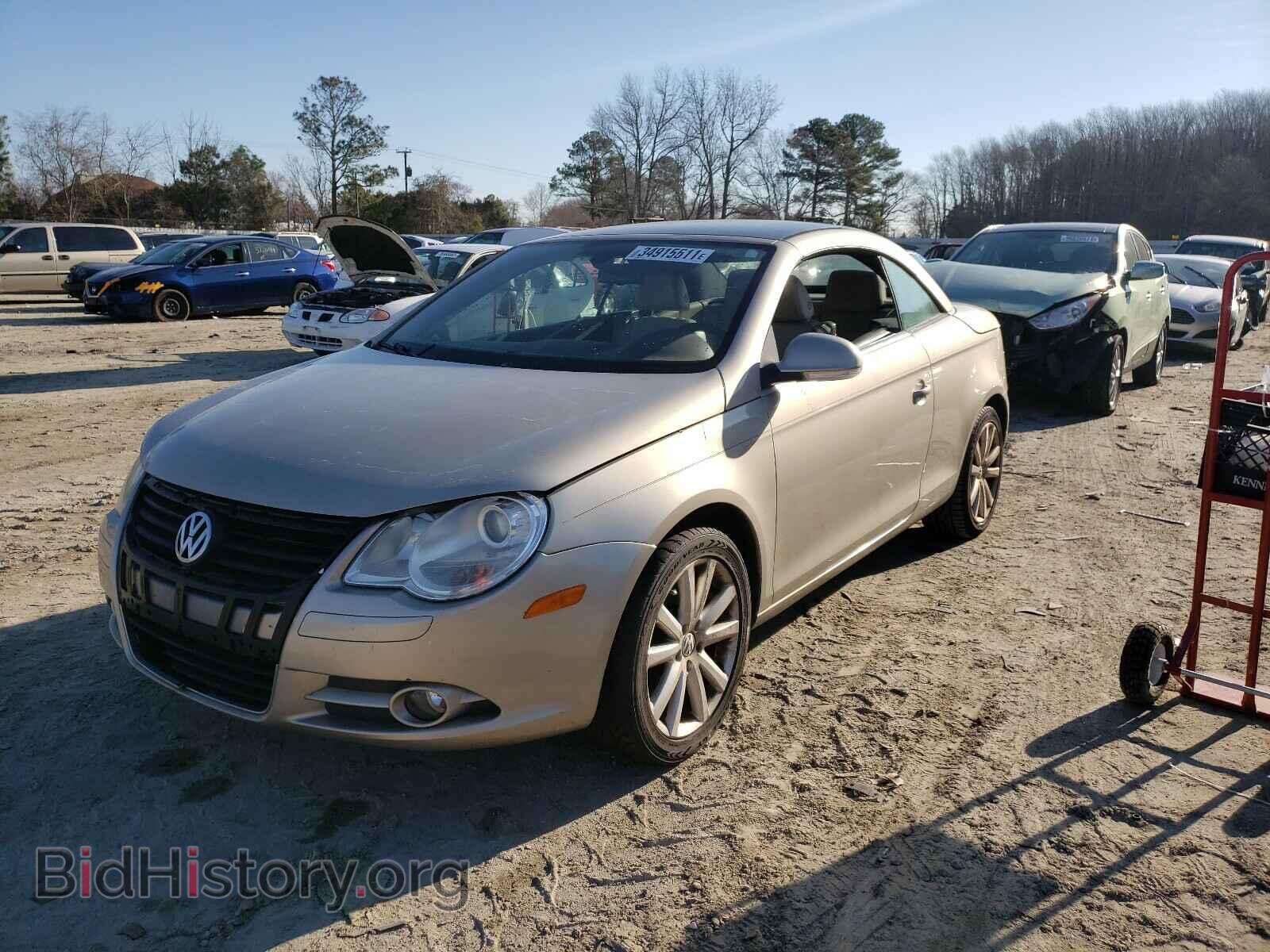 2007 VOLKSWAGEN EOS - VIN: WVWFA71F57V032068 - Фото 2