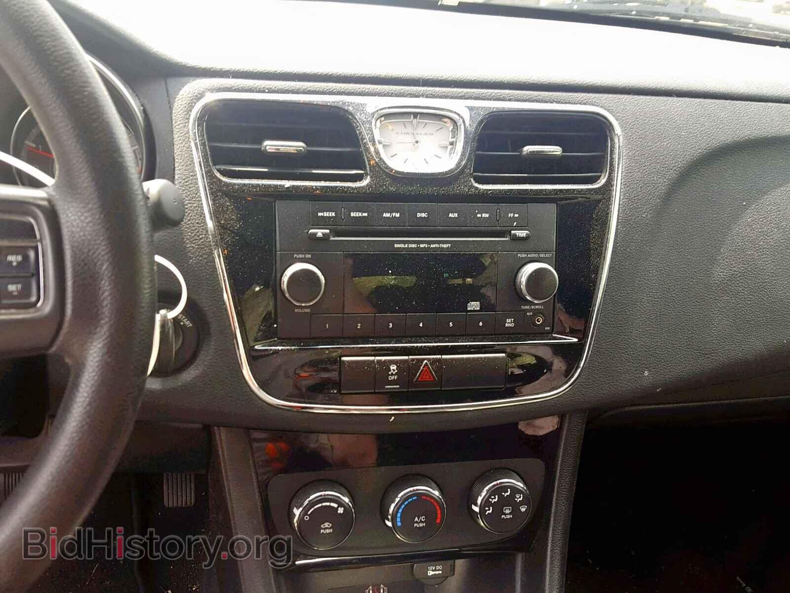 2012 CHRYSLER 200 - VIN: 1C3CCBAB6CN114063 - Фото 9