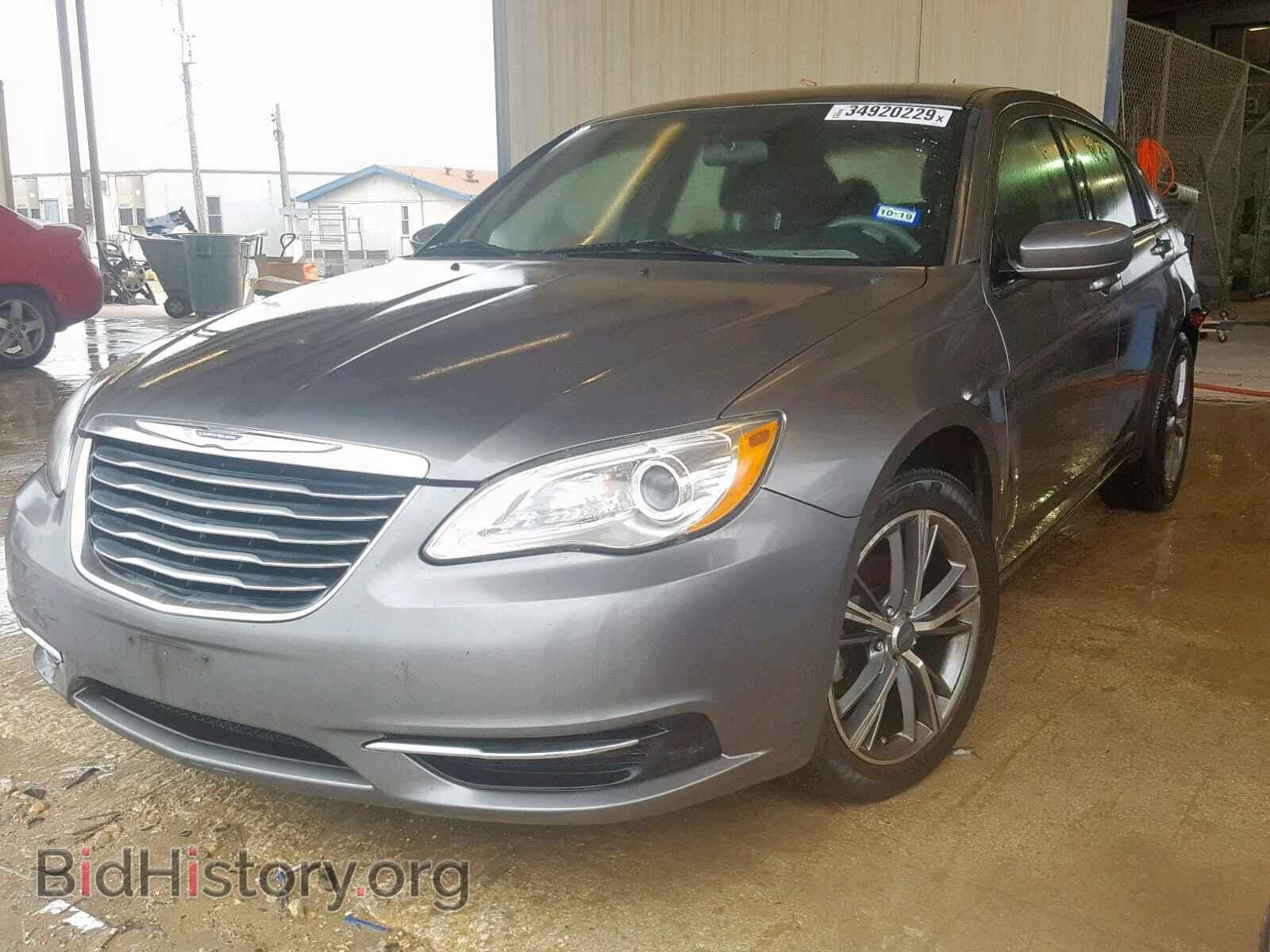 2012 CHRYSLER 200 - VIN: 1C3CCBAB1CN318267 - Фото 2