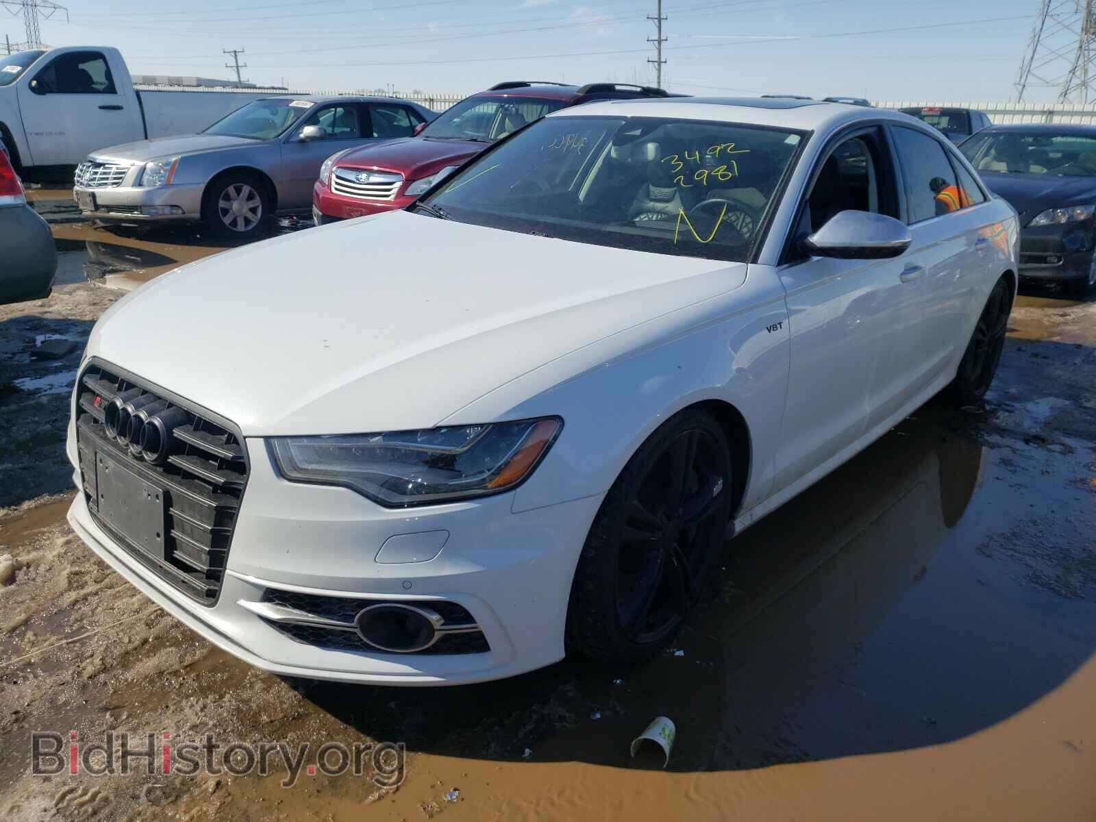2013 AUDI S6/RS6 - VIN: WAUJ2AFC3DN089882 - Фото 2
