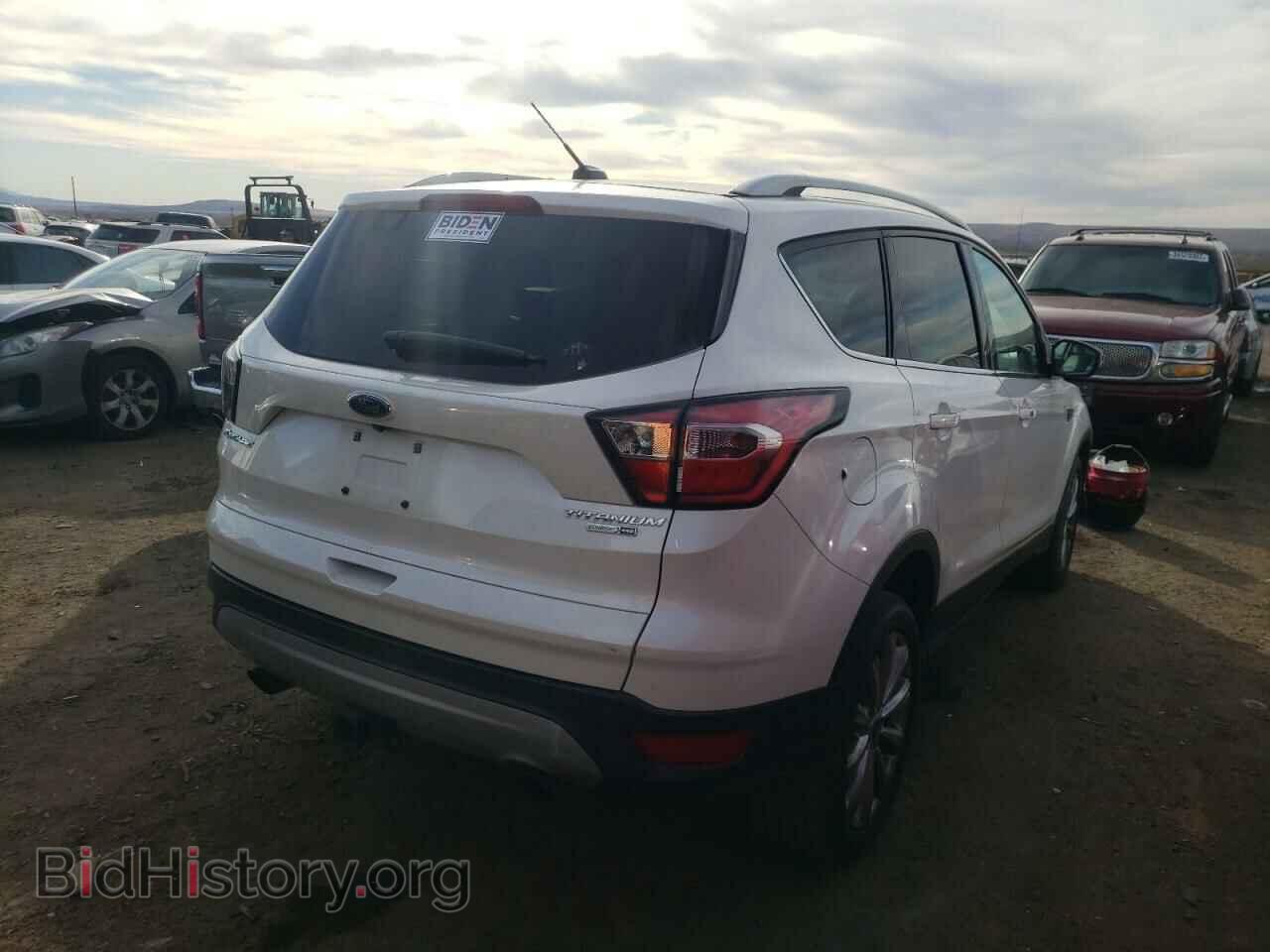 2017 FORD ESCAPE - VIN: 1FMCU9J98HUC01521 - Фото 4