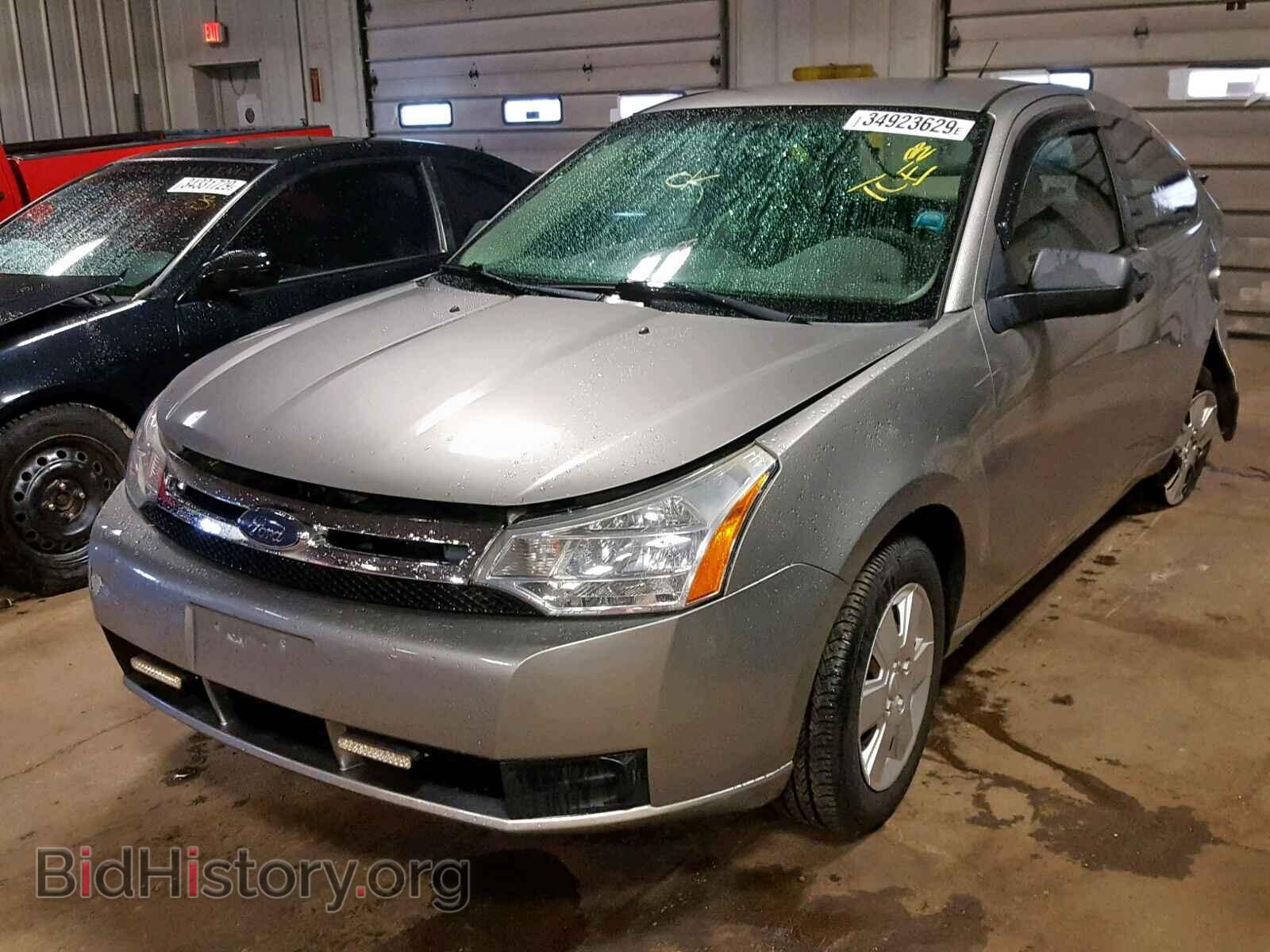 2008 FORD FOCUS - VIN: 1FAHP32N08W300029 - Фото 2