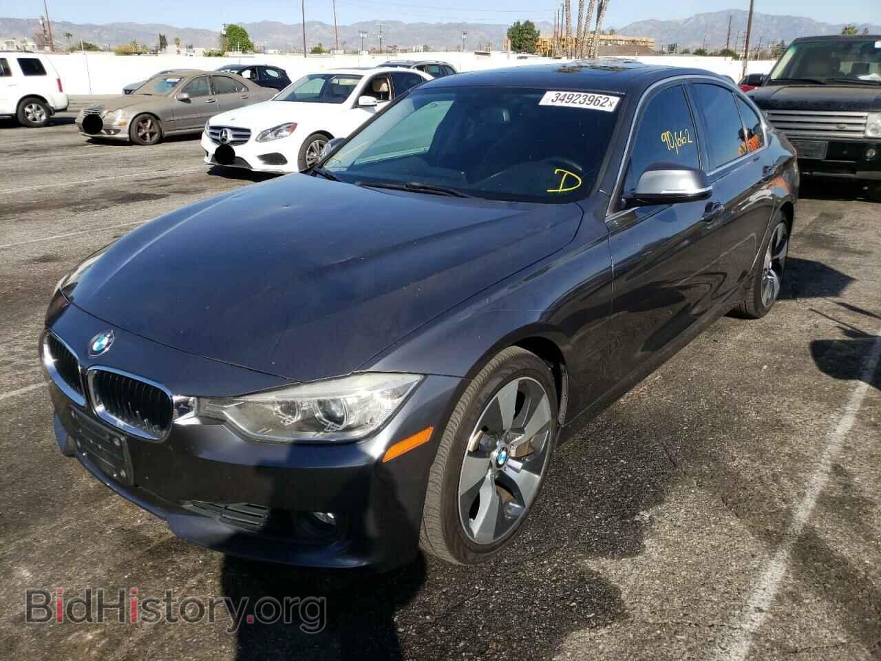 2013 BMW 1 SERIES - VIN: WBA3F9C56DF483985 - Фото 2