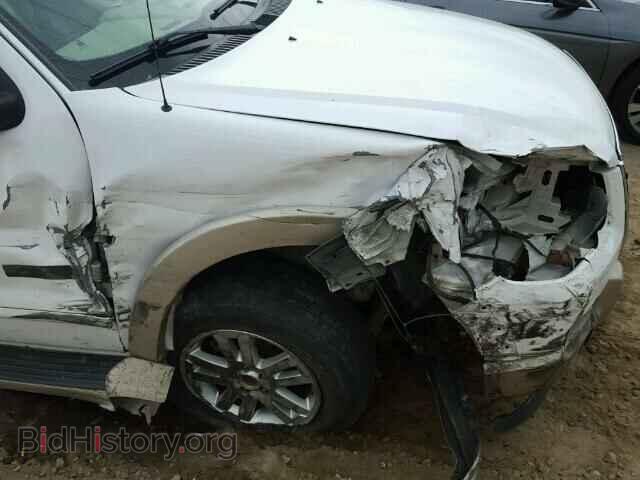 2006 FORD EXPLORER - VIN: 1FMEU64E56UB74677 - Фото 9
