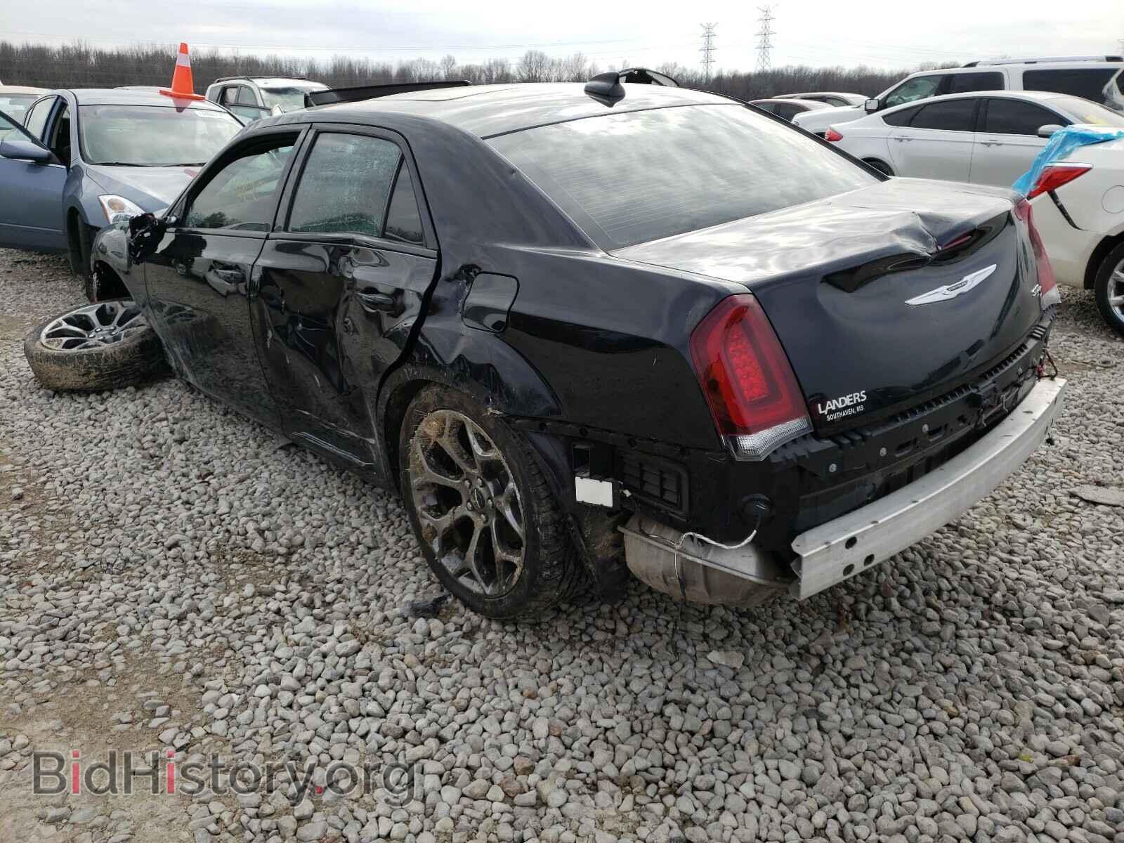 2016 CHRYSLER 300 - VIN: 2C3CCABG0GH141570 - Фото 3