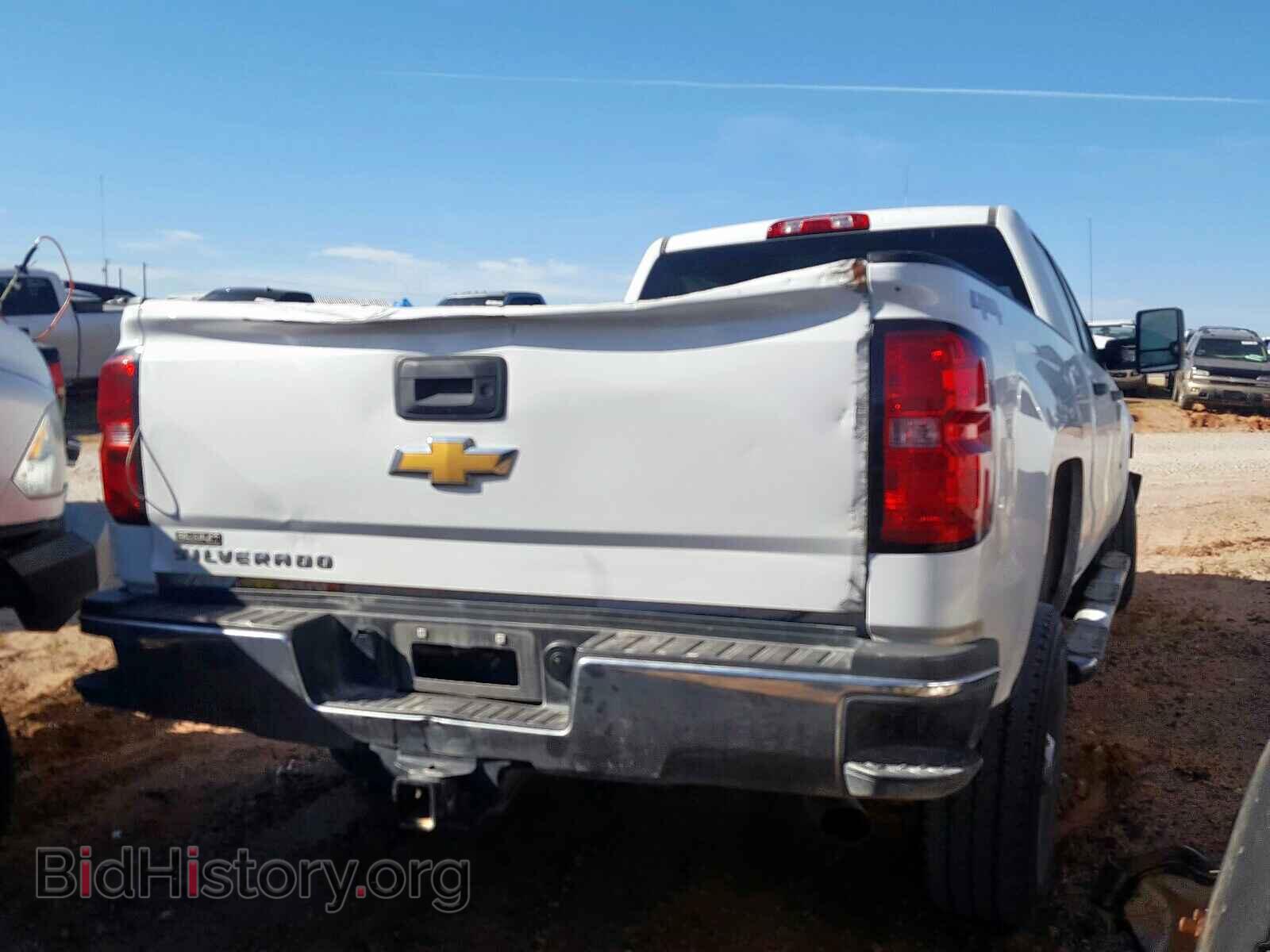 2019 CHEVROLET SILVERADO - VIN: 1GC1KREG9KF106830 - Фото 4