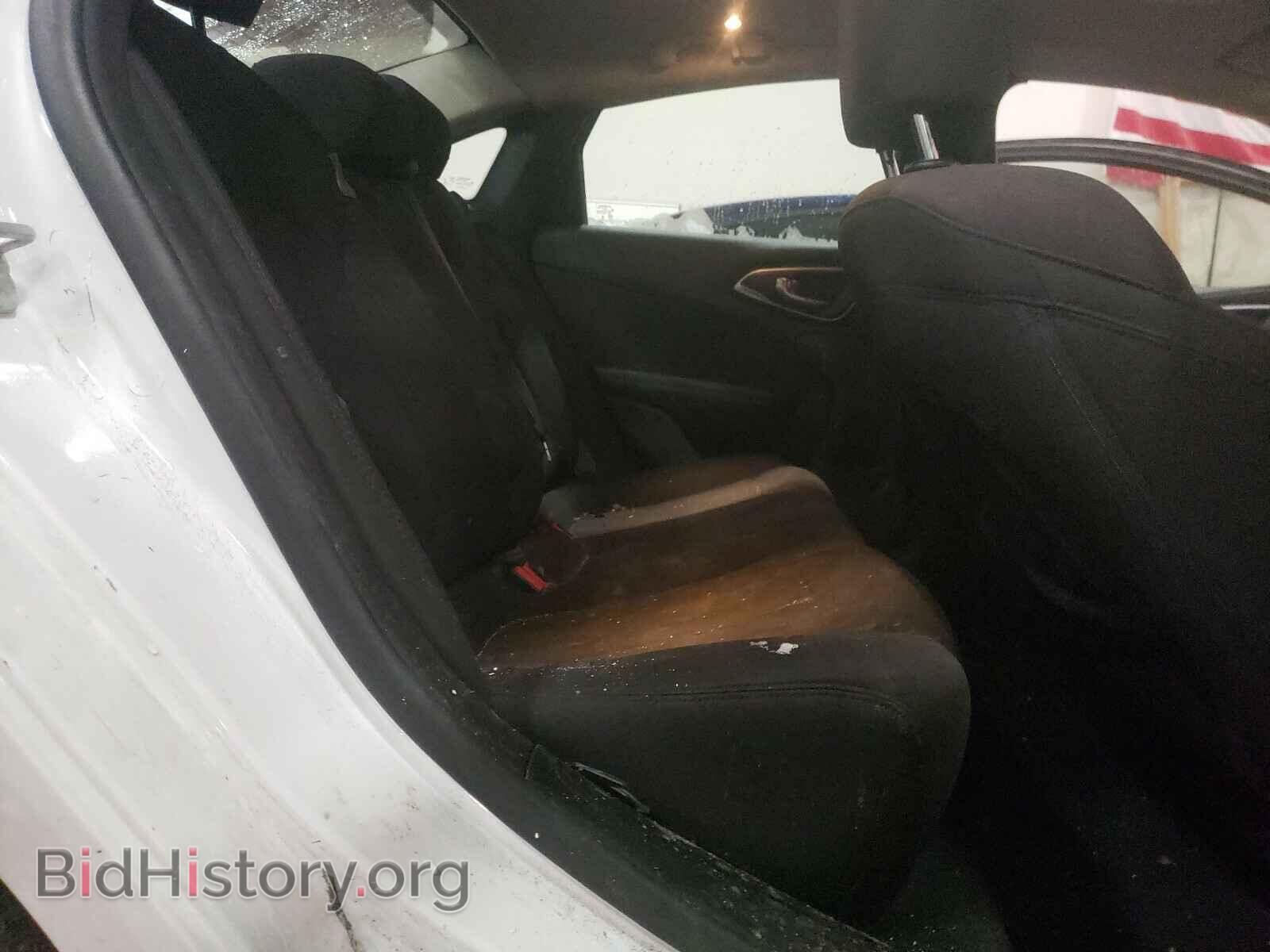 2015 CHRYSLER 200 - VIN: 1C3CCCAB0FN632549 - Фото 6