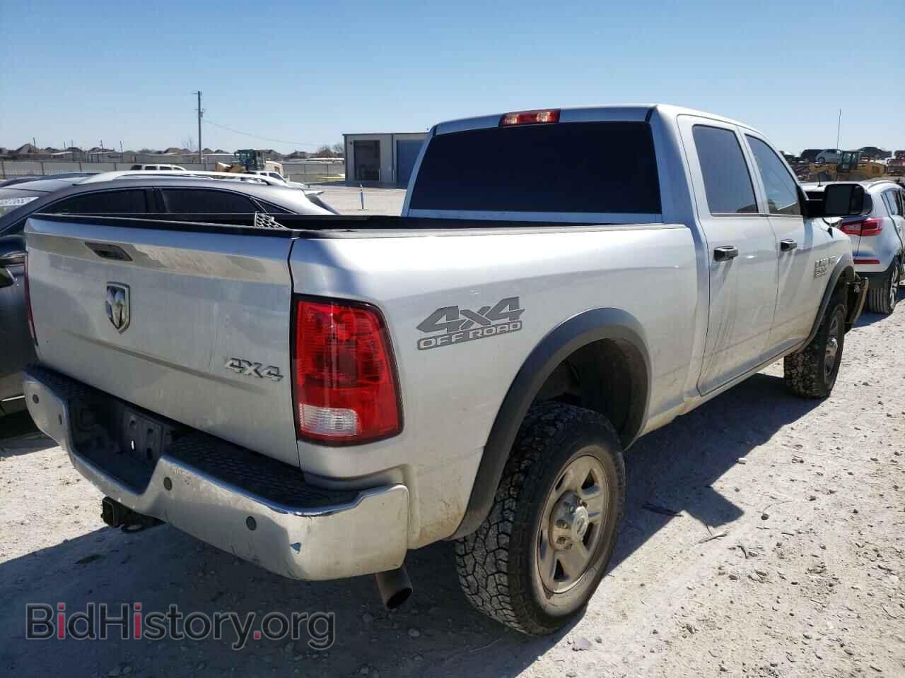 2018 RAM 2500 - VIN: 3C6UR5CJ0JG379143 - Фото 4