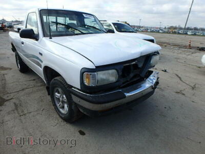 1996 Mazda B2300, white — VIN 4F4CR12A4TTM00054, Copart