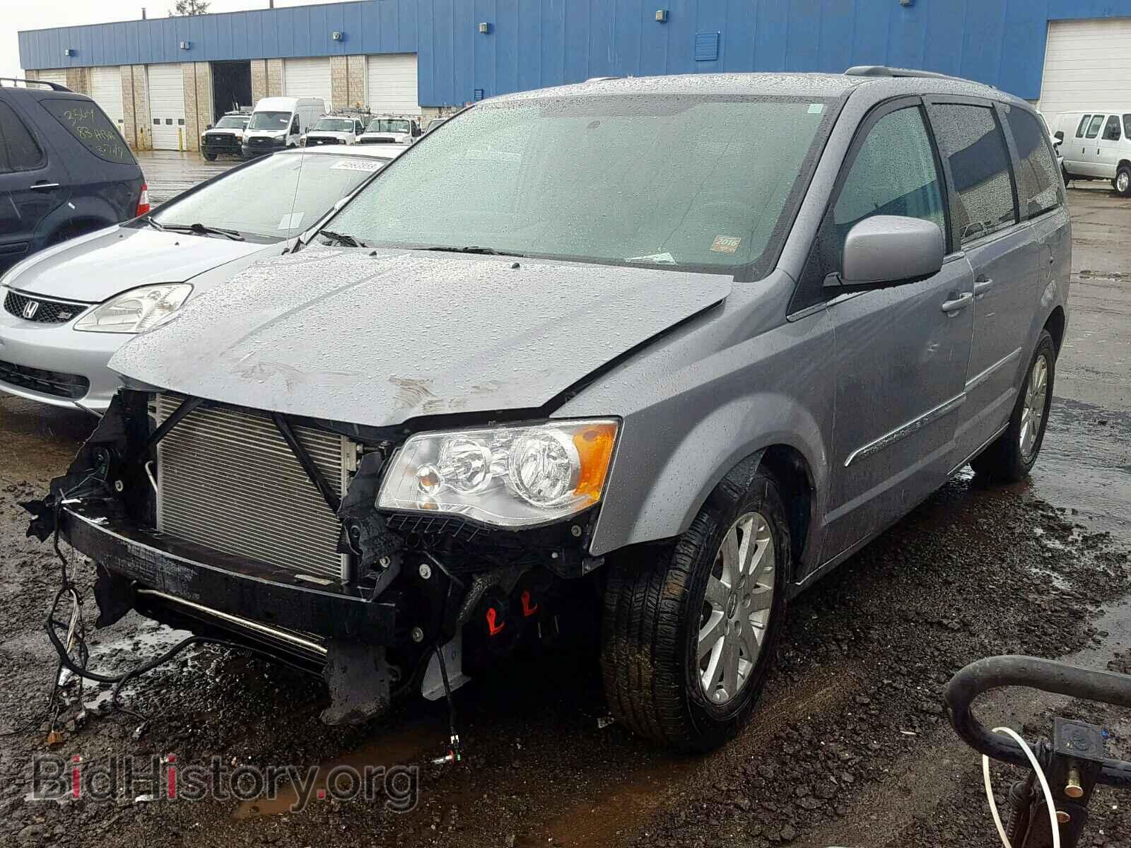 2014 CHRYSLER TOWN & COU - VIN: 2C4RC1BG7ER159710 - Фото 2