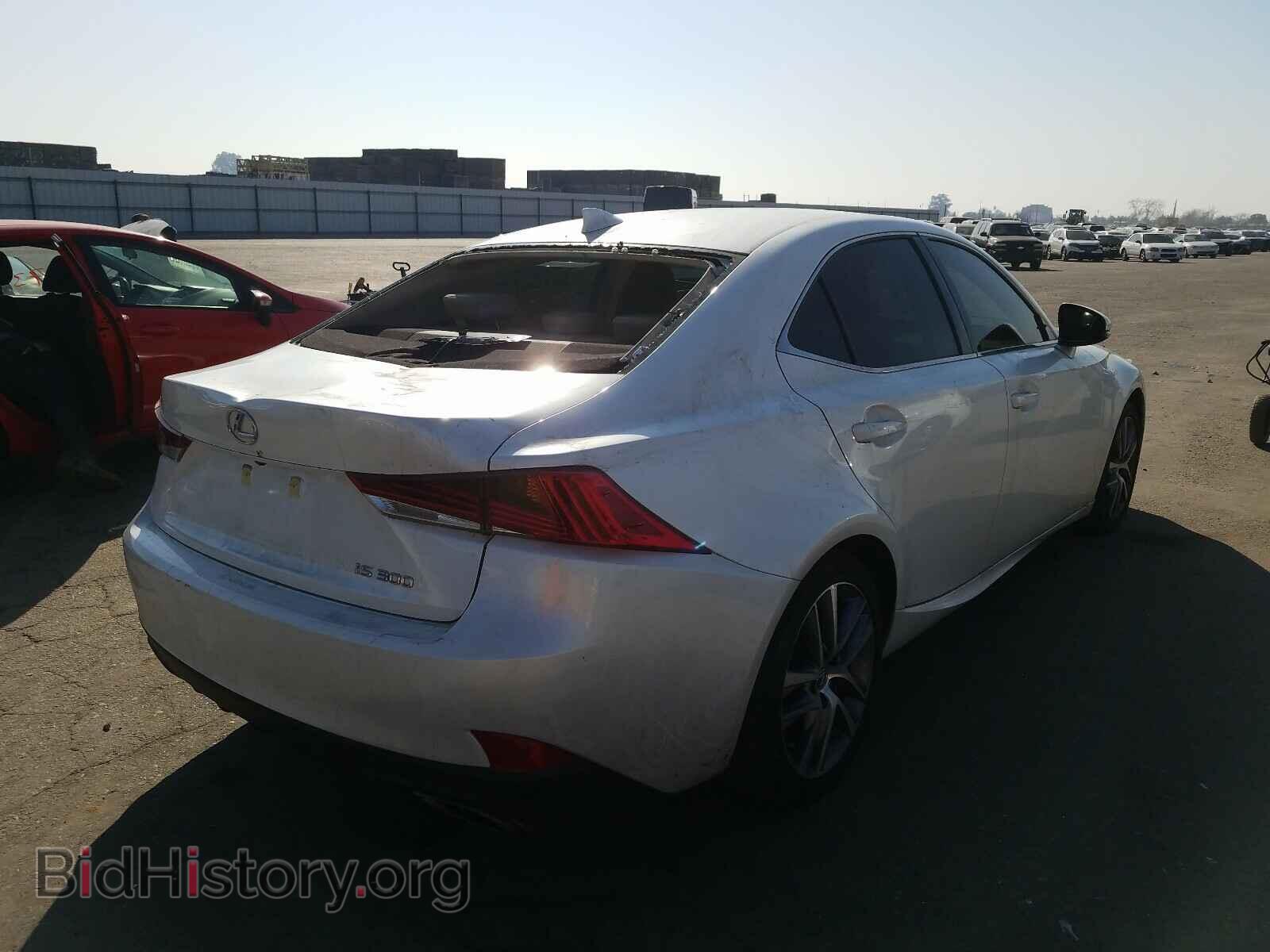2019 LEXUS IS - VIN: JTHBA1D29K5091068 - Фото 4