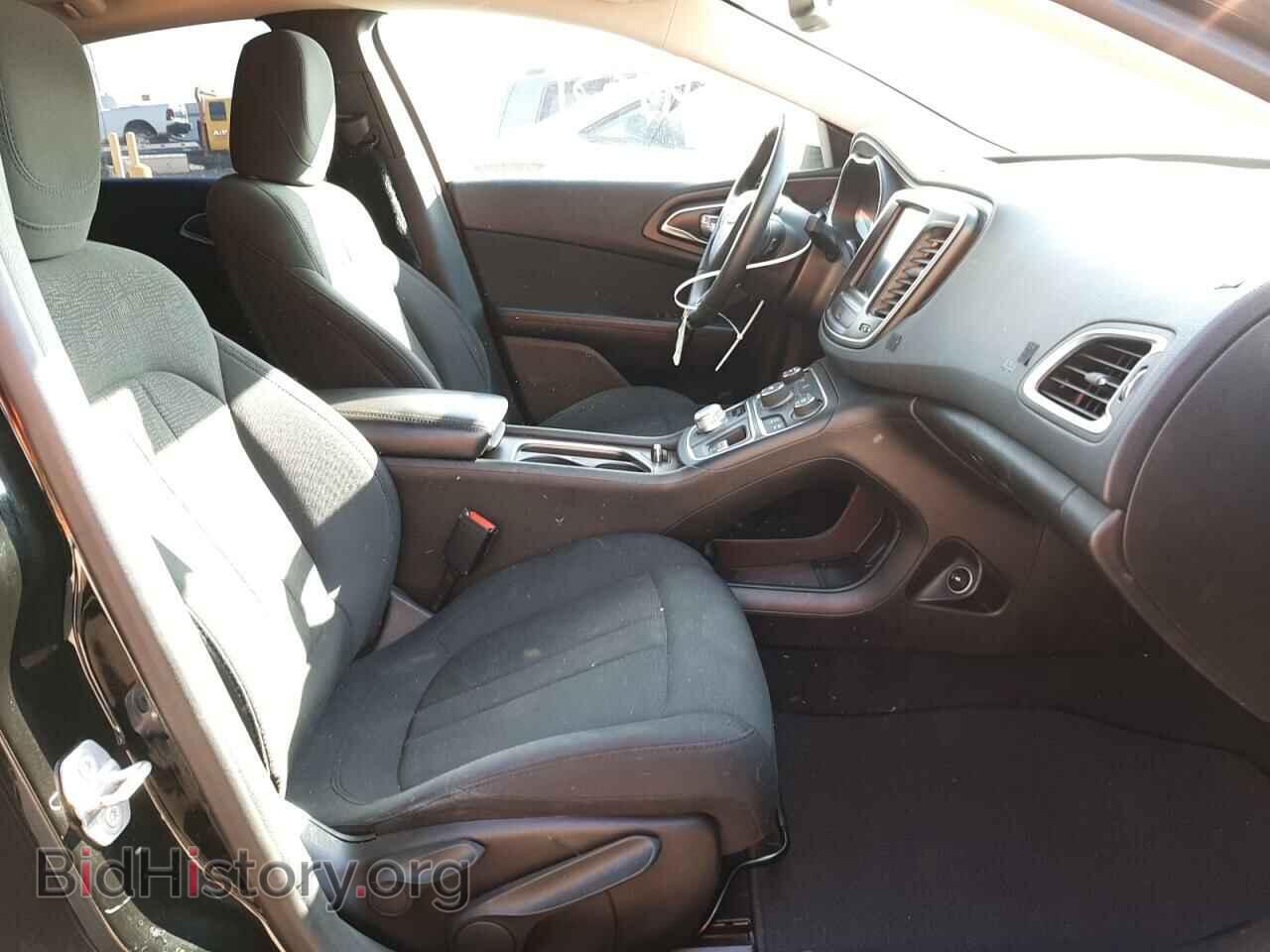 2016 CHRYSLER 200 - VIN: 1C3CCCAB0GN124440 - Фото 5