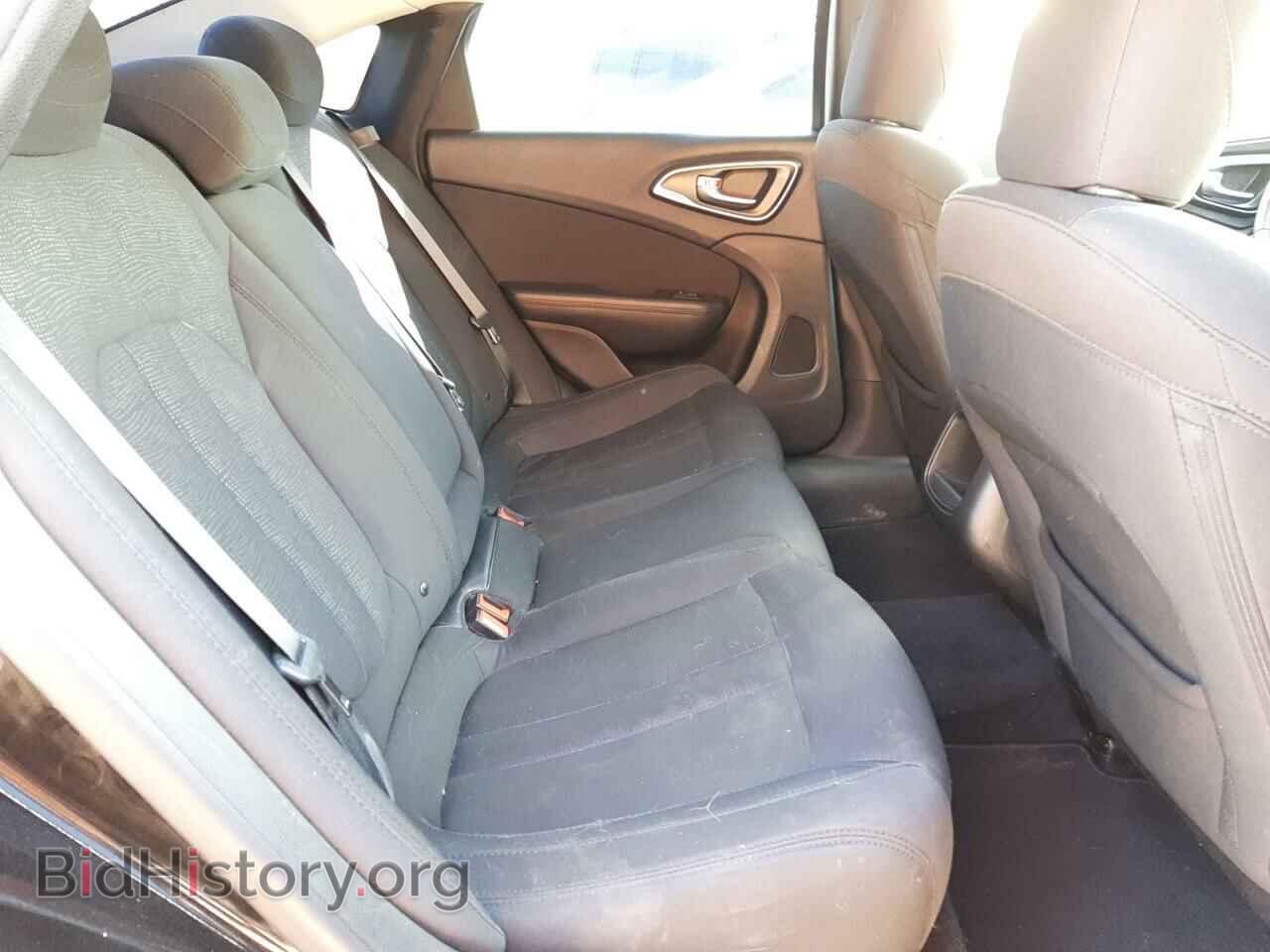 2016 CHRYSLER 200 - VIN: 1C3CCCAB0GN124440 - Фото 6