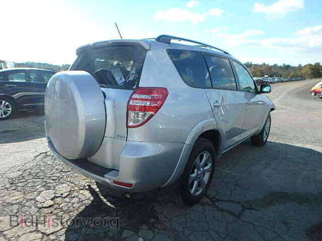 2011 TOYOTA RAV4 - VIN: 2T3DF4DV0BW121803 - Фото 4