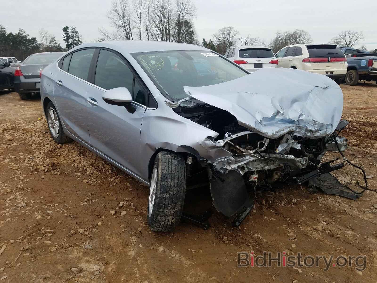 Photo 1G1BE5SM8H7171663 - CHEVROLET CRUZE 2017