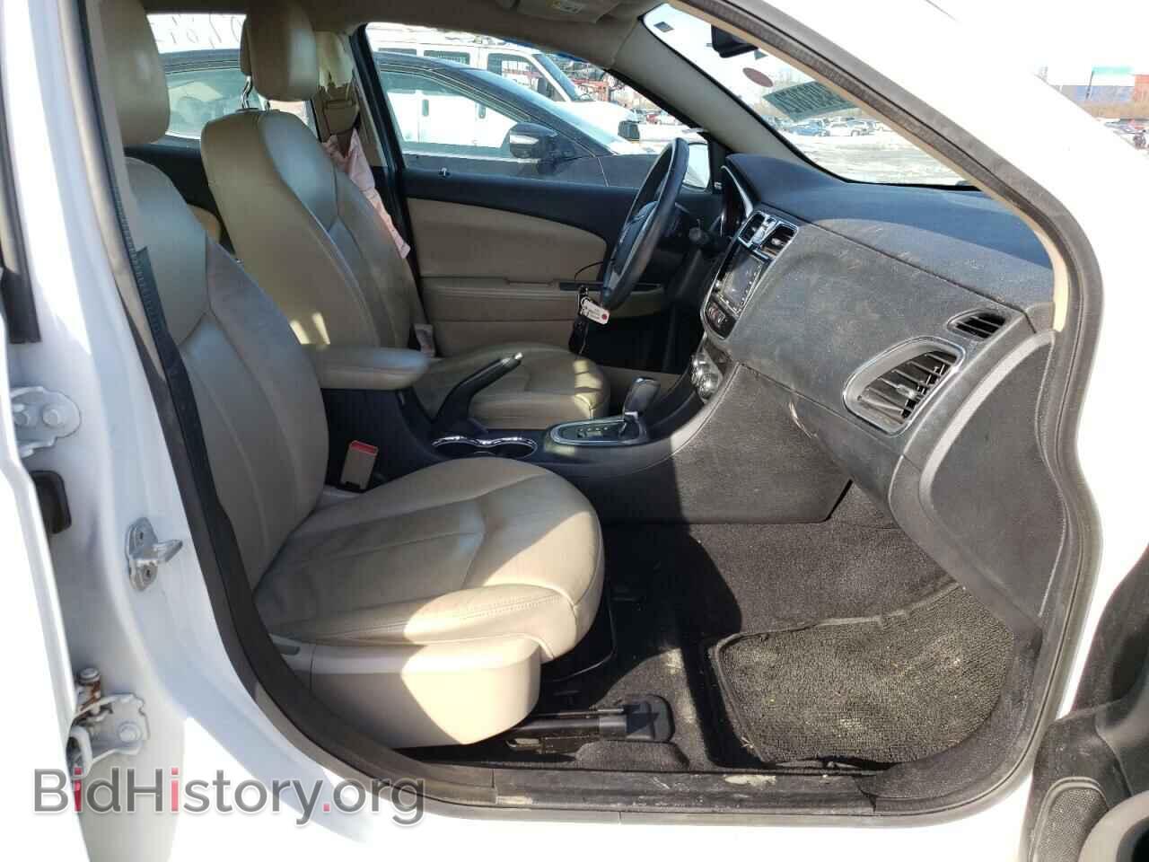 2013 CHRYSLER 200 - VIN: 1C3CCBCG9DN718930 - Фото 5