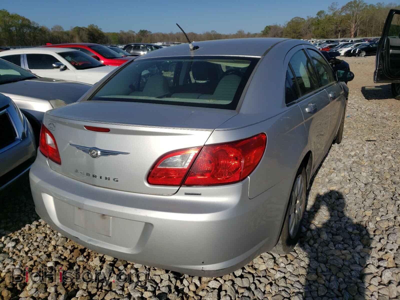 2010 CHRYSLER SEBRING - VIN: 1C3CC4FB5AN224037 - Фото 4
