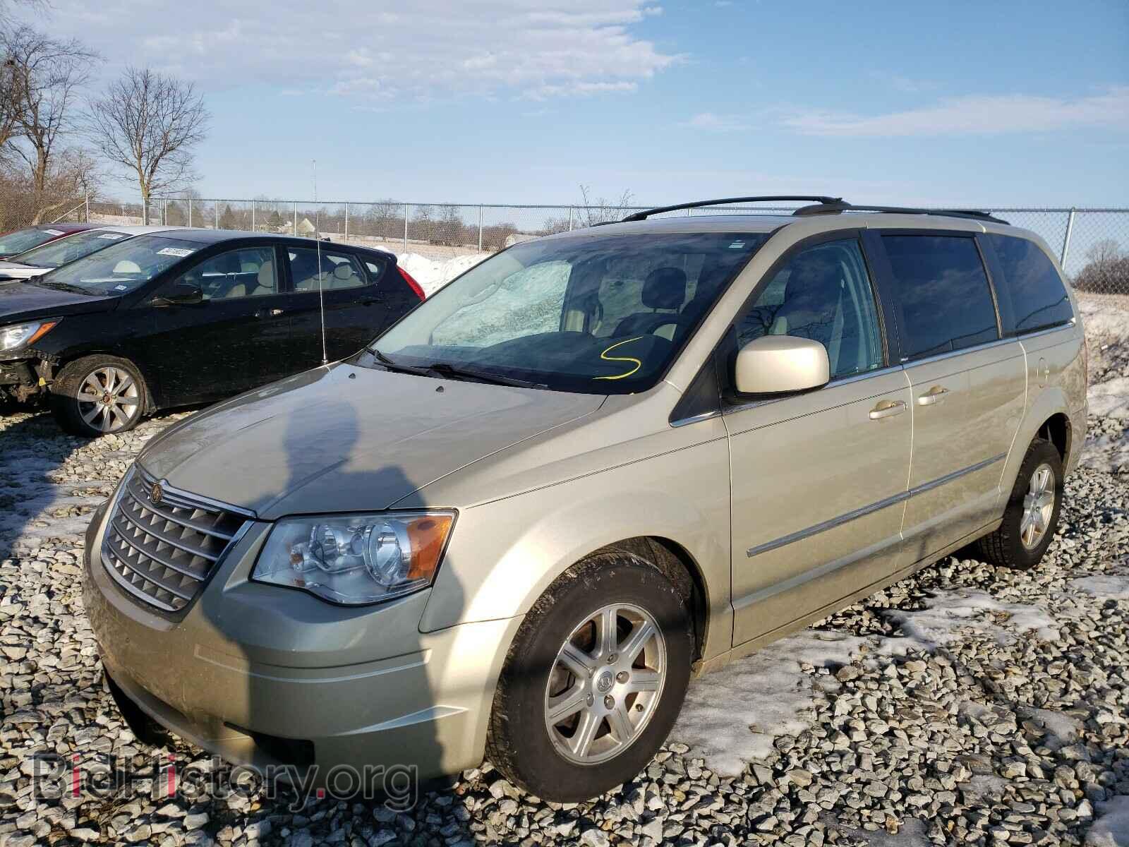 2010 CHRYSLER MINIVAN - VIN: 2A4RR8DXXAR458262 - Фото 2