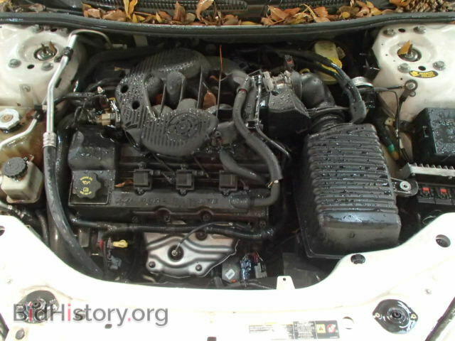 2004 CHRYSLER SEBRING - VIN: 1C3EL75R04N333518 - Фото 7