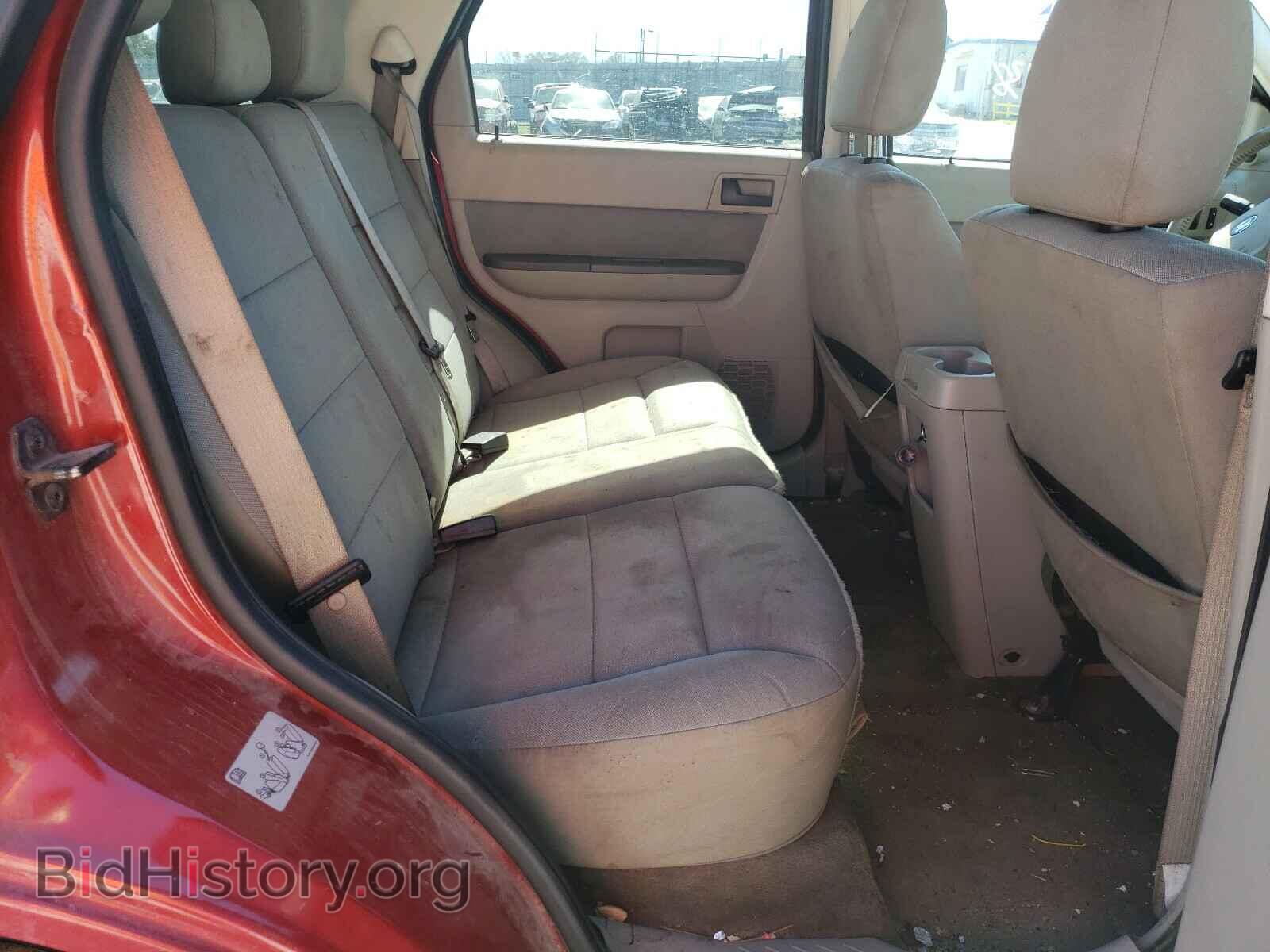 2011 FORD ESCAPE - VIN: 1FMCU0DG5BKB01580 - Фото 6