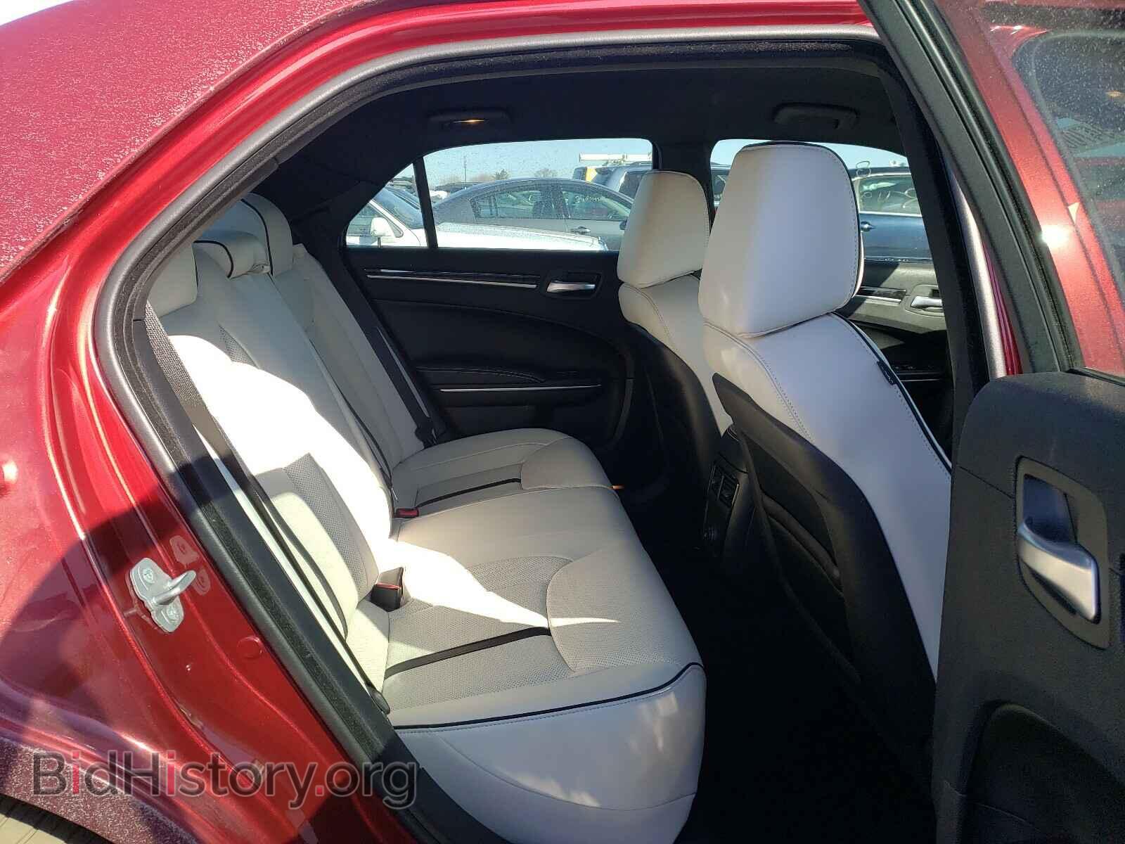 2014 CHRYSLER 300 - VIN: 2C3CCAAG2EH330106 - Фото 6