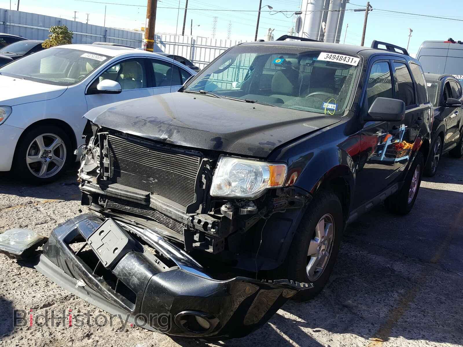 2011 FORD ESCAPE - VIN: 1FMCU0DG5BKC31004 - Фото 2