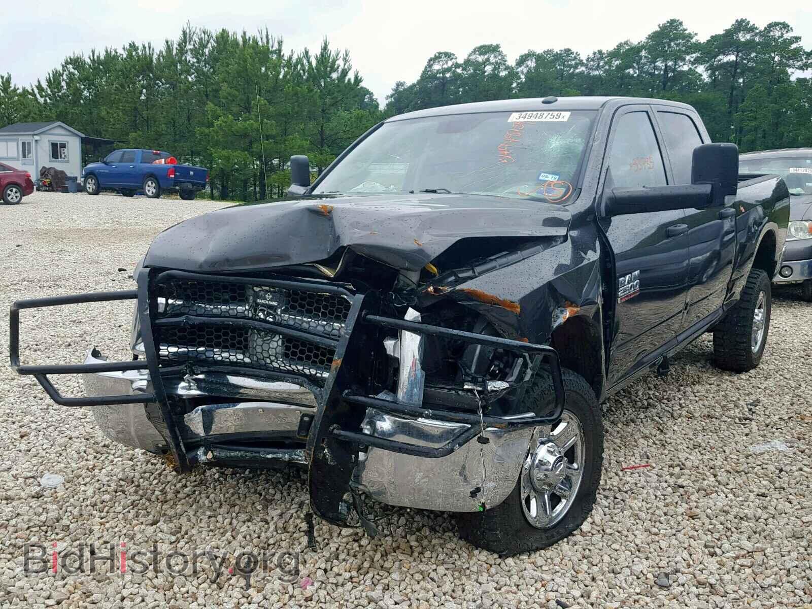 2017 RAM 2500 ST - VIN: 3C6UR5CL1HG676742 - Фото 2